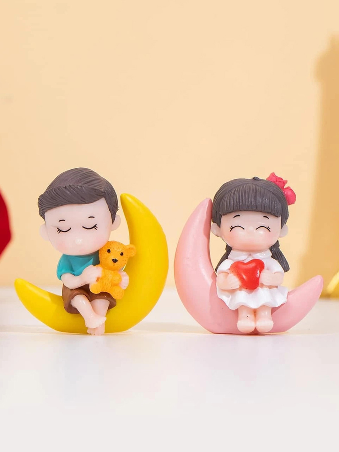 Ascension Sweety Moon Couple Yellow Polyresin Glossy Living Room Set of 2 Small Showpieces - 1.9 Inches