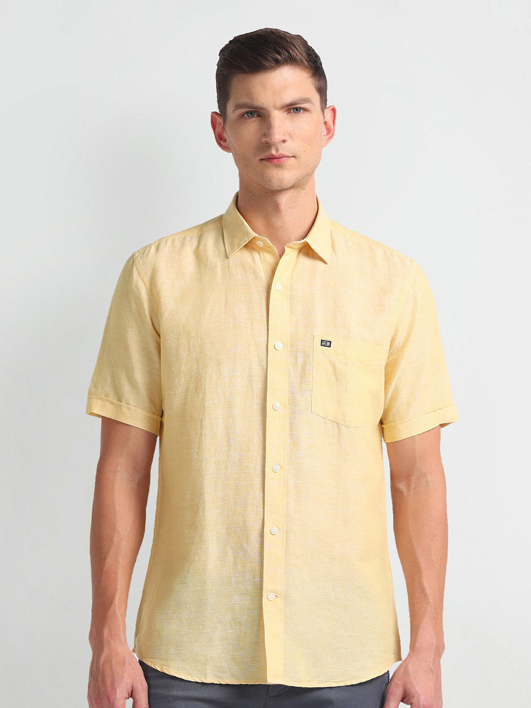 Arrow Sport Heathered Short Sleeves Twill Spread Collar Casual Shirt
