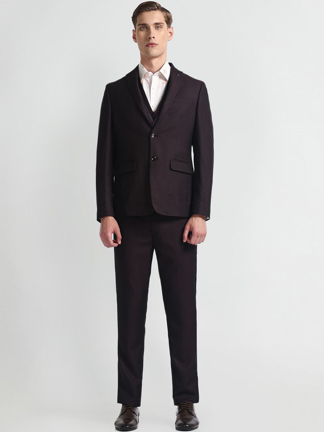 Arrow Single-Breasted Three-Piece Suit