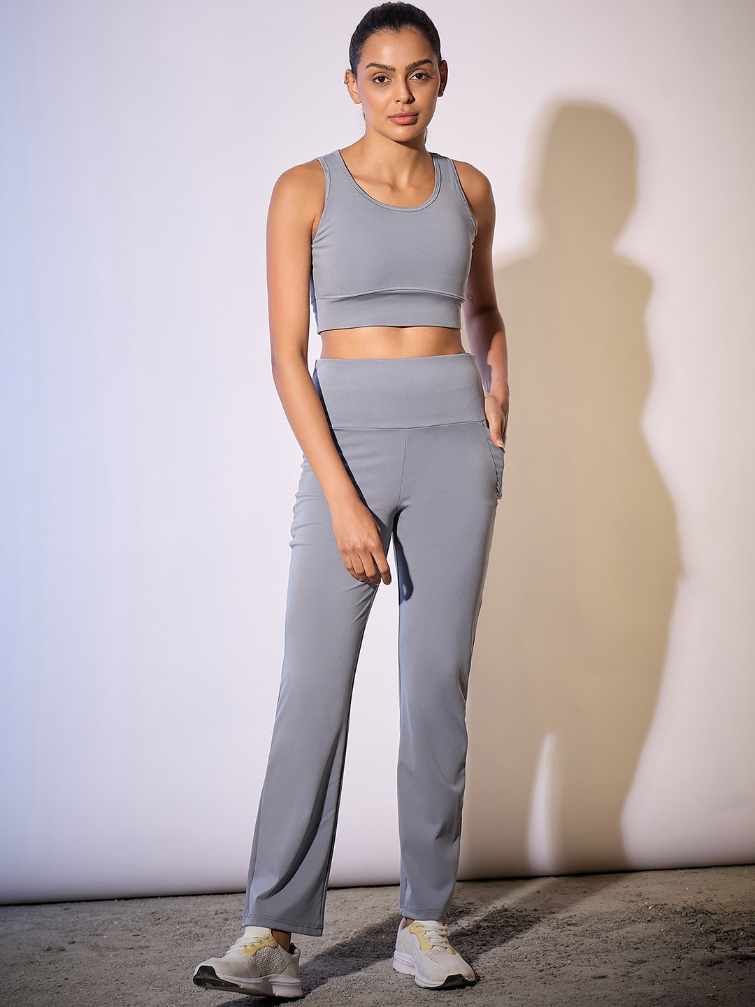 COLOR CAPITAL Women High Rise Gym Flare Tights