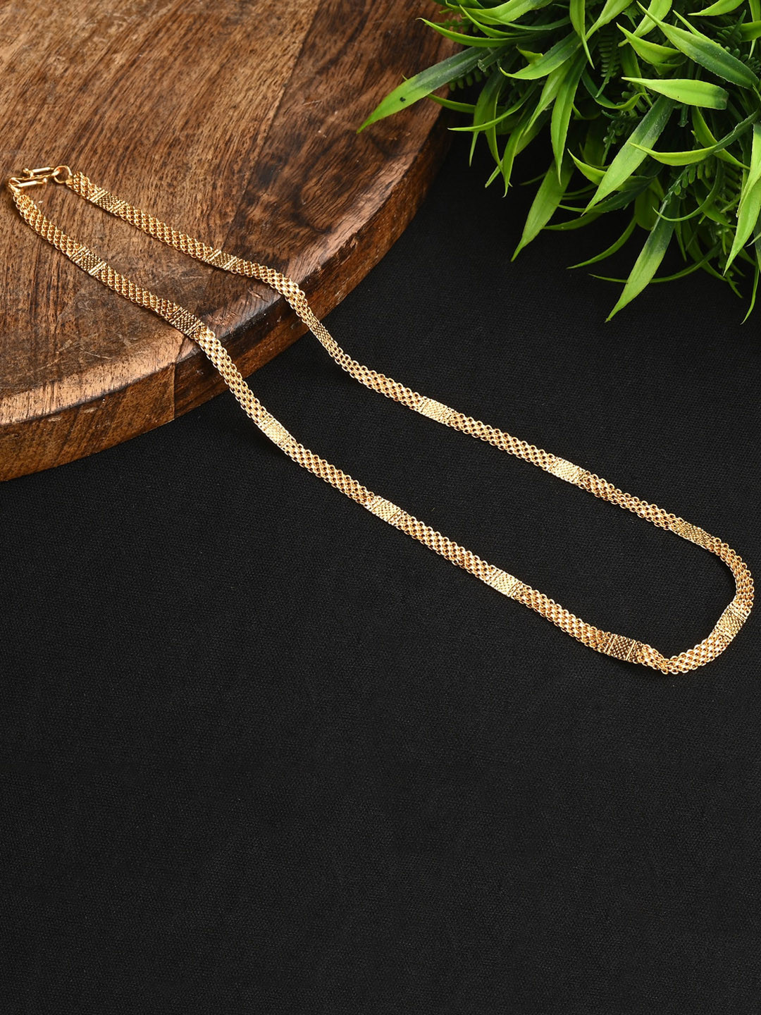 AanyaCentric Gold-Plated Chain & Silver-Plated Anklets Jewellery Set