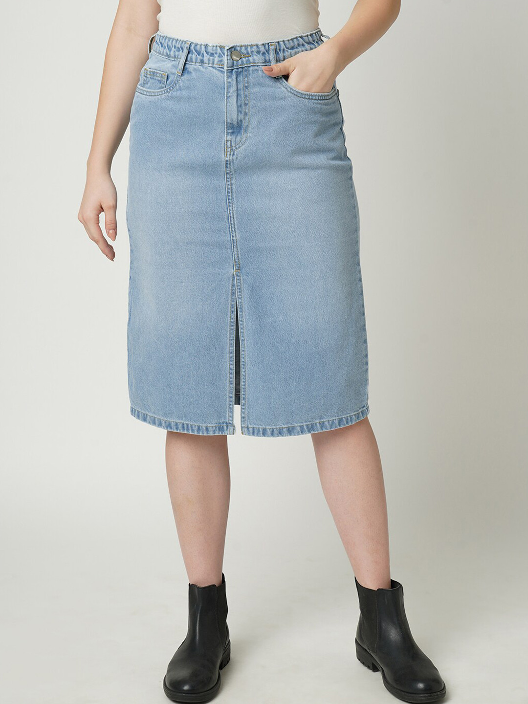 Kraus Jeans Knee Length Straight Pure Cotton Skirt