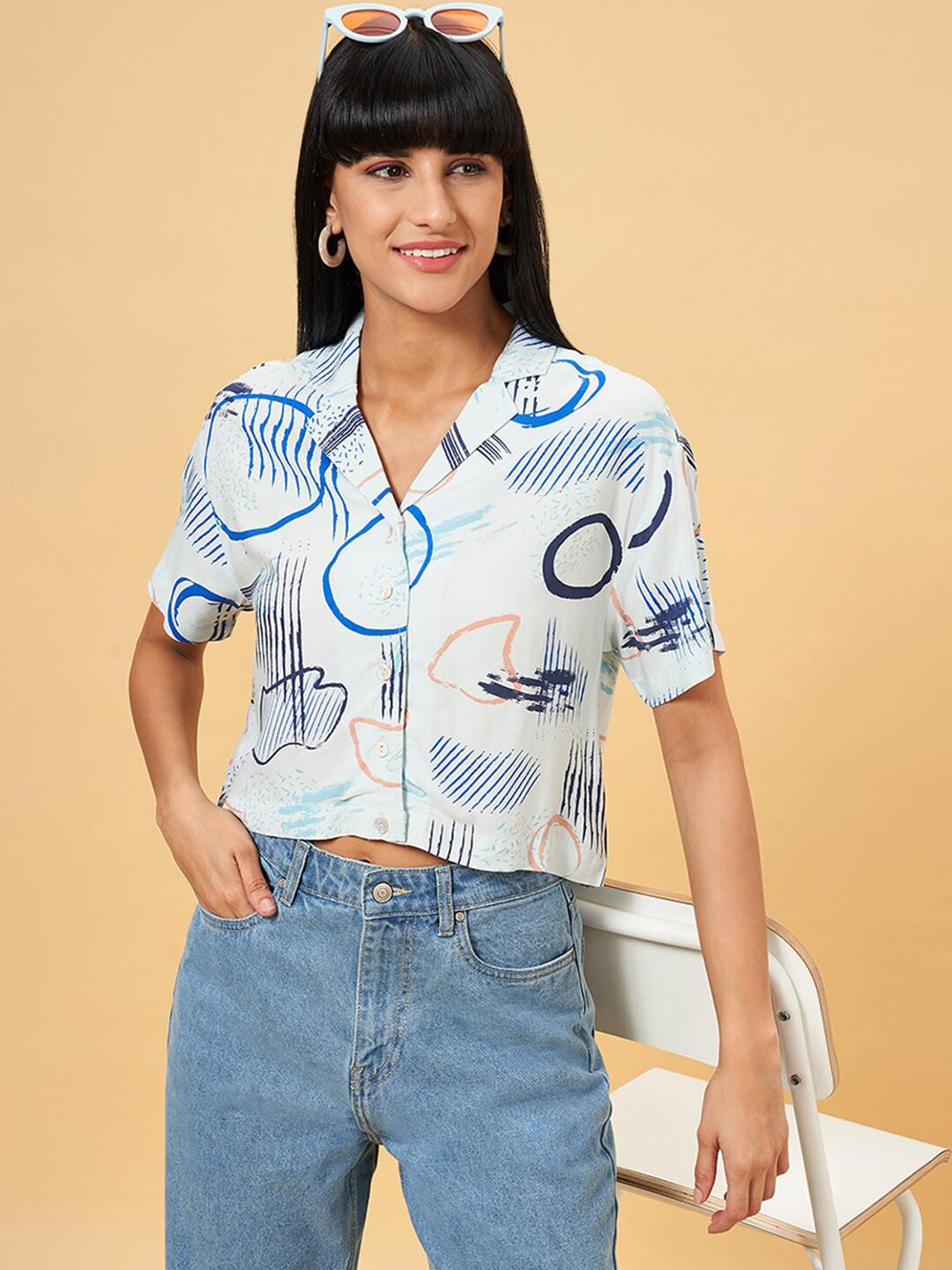 People Blue Boxy Geometric Printed Cuban Collar Casual Shirt