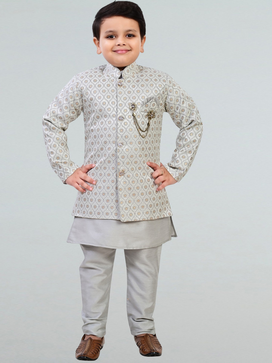 BT DEZINES Grey Geometric Pattern Jacquard Indo Western Sherwani Set