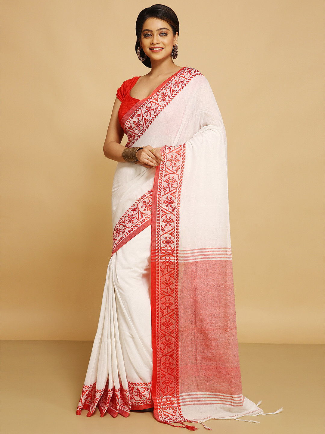 BENGAL HANDLOOM Woven Design Border Saree