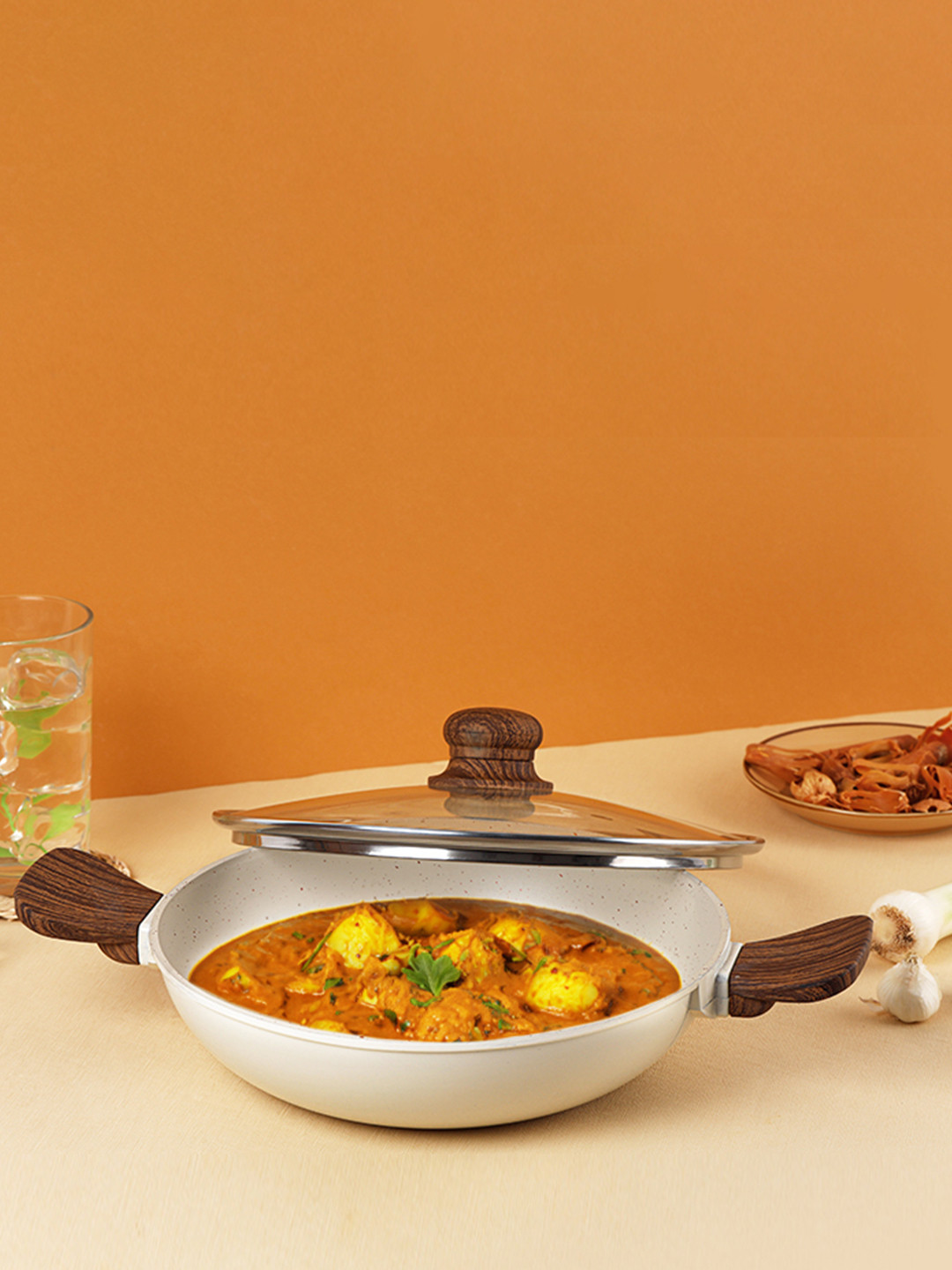 Cello Beige Aluminium Castello Die Cast Induction Kadai With Glass Lid