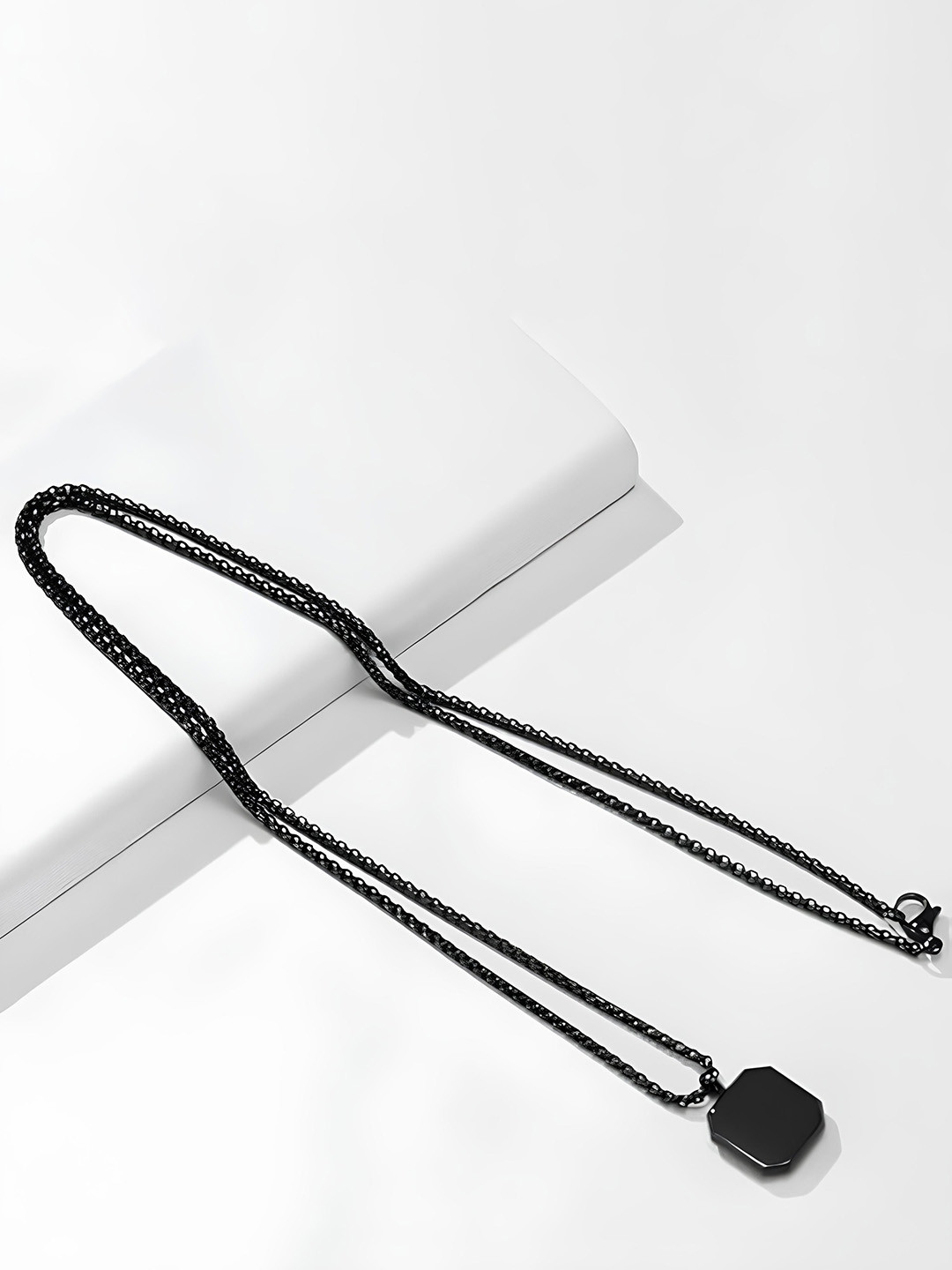 KARISHMA KREATIONS Geometric Pendant with Chain