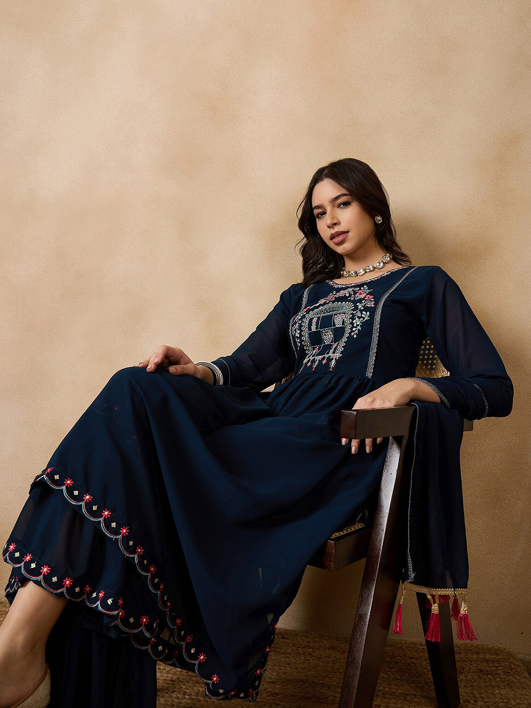 SERONA FABRICS Floral Embroidered Empire Thread Work Kurta & Sharara With Dupatta