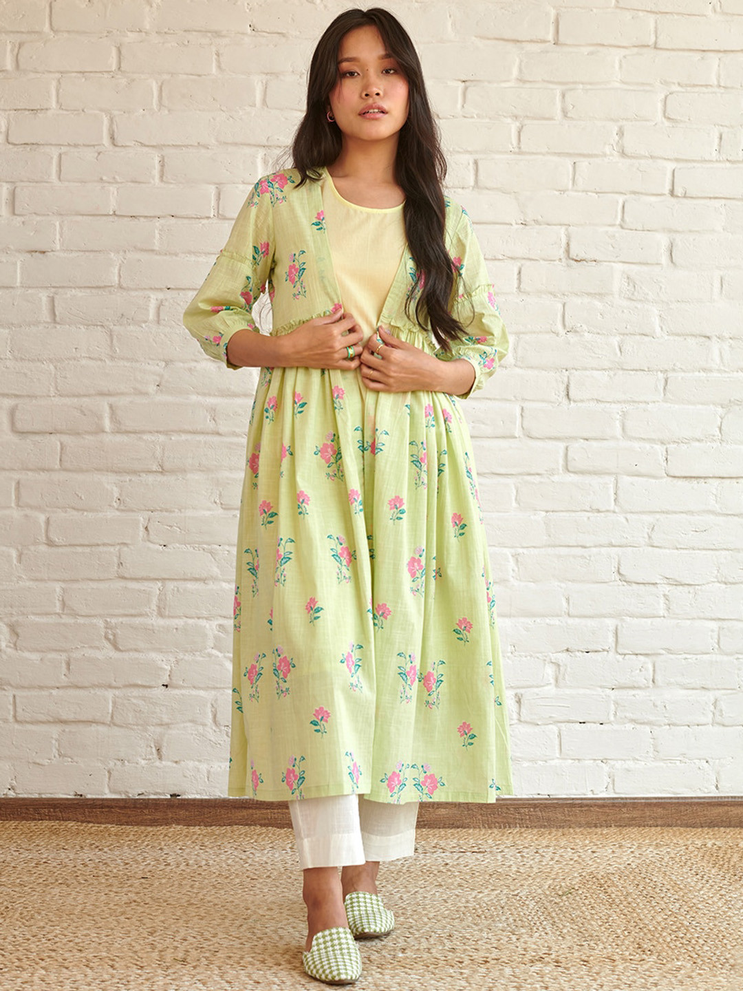 Prakriti Jaipur Floral Printed Round Neck Puff Sleeves Cotton A-Line Kurta With Jacket