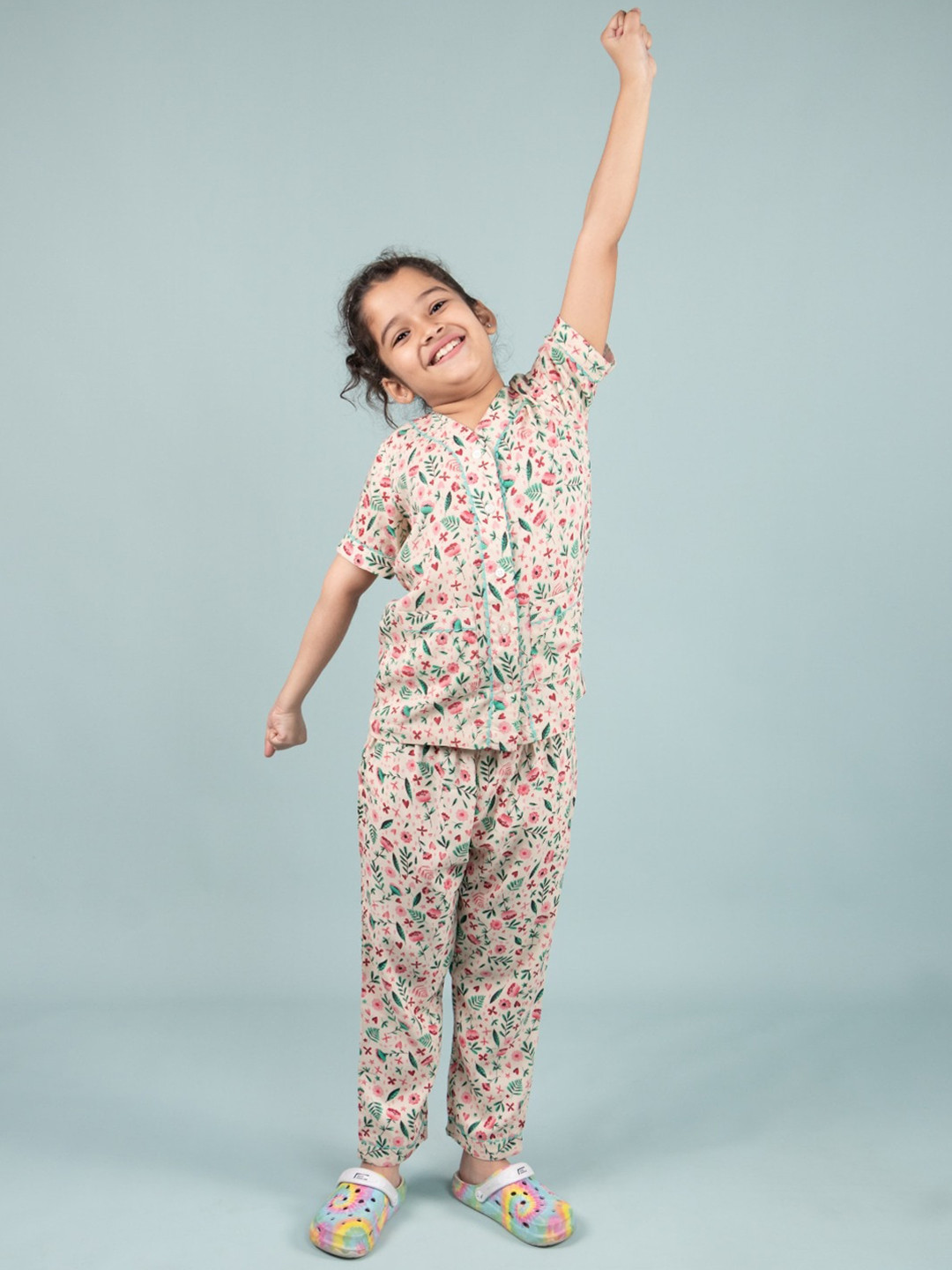 TWEENY MINI Girls Floral Printed V-Neck Shirt & Pyjama