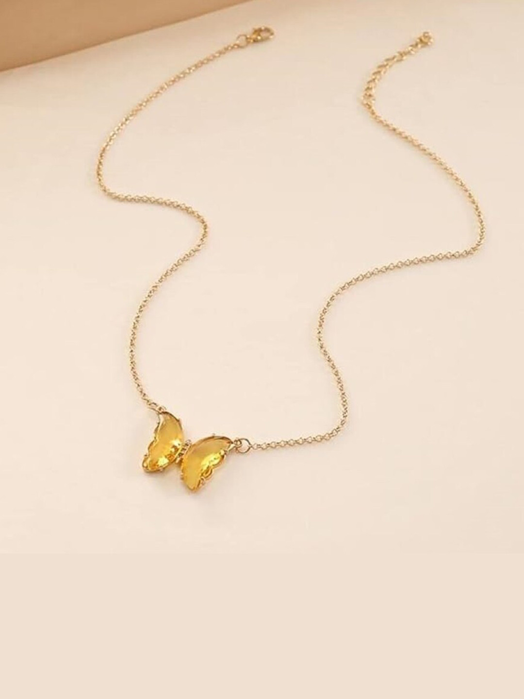 EL REGALO Minimal Chain With Pendant