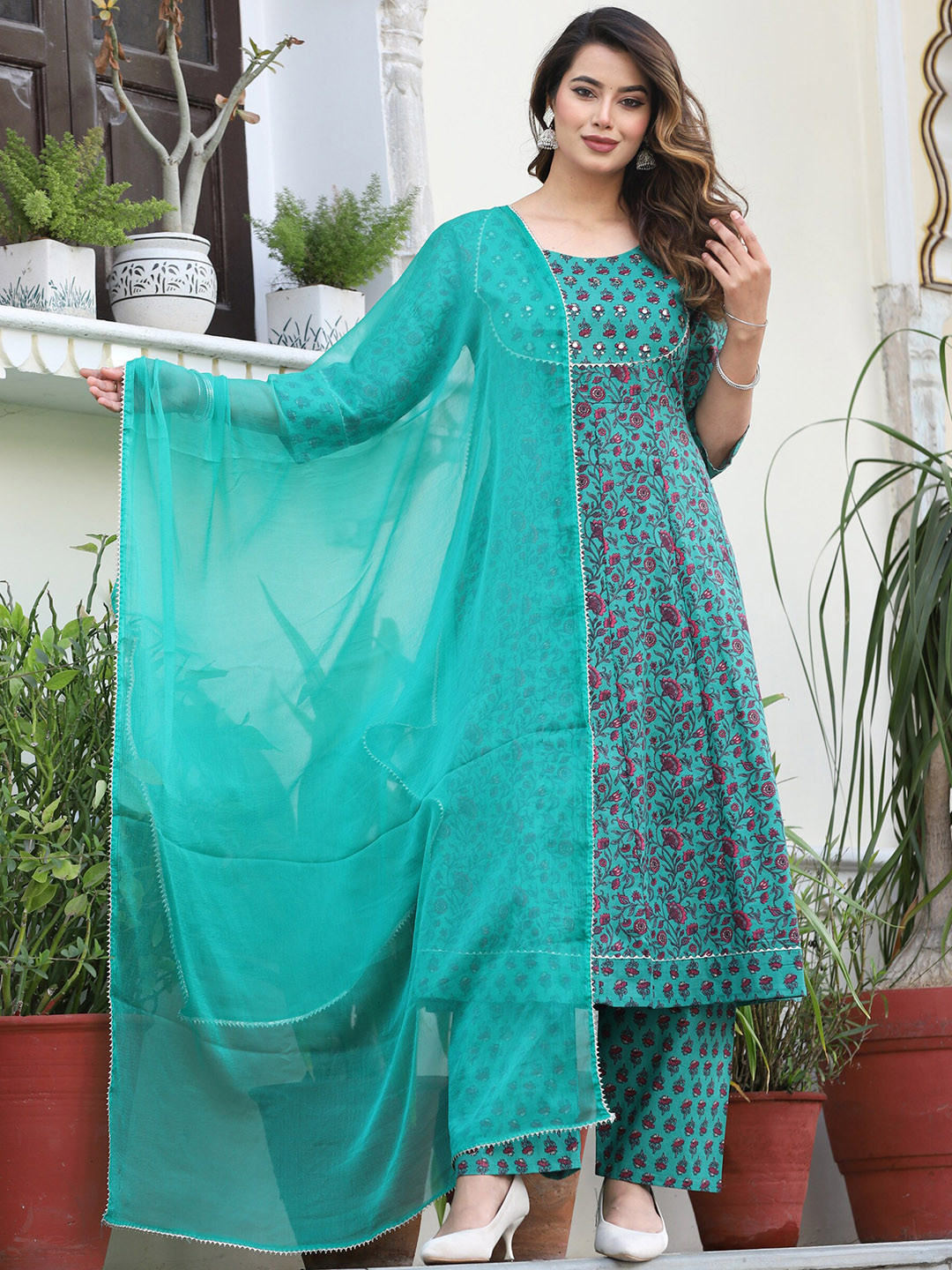 SINGNI Ethnic Motifs Embroidered Round Neck Three-Quarter Sleeves Pure Cotton Kurta Set