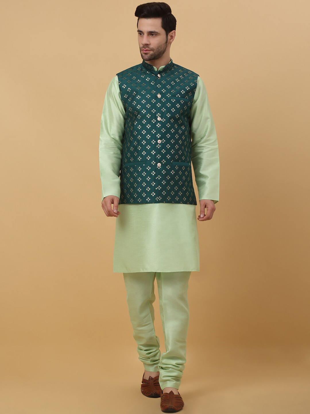 KRAFT INDIA Cotton Silk Regular Sequinned Kurta with Churidar & Nehru Jacket