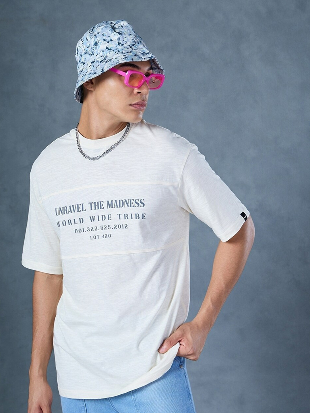 Bewakoof Air 1.0 Men Gradenia Unravel the Madness Typography Oversized T-shirt