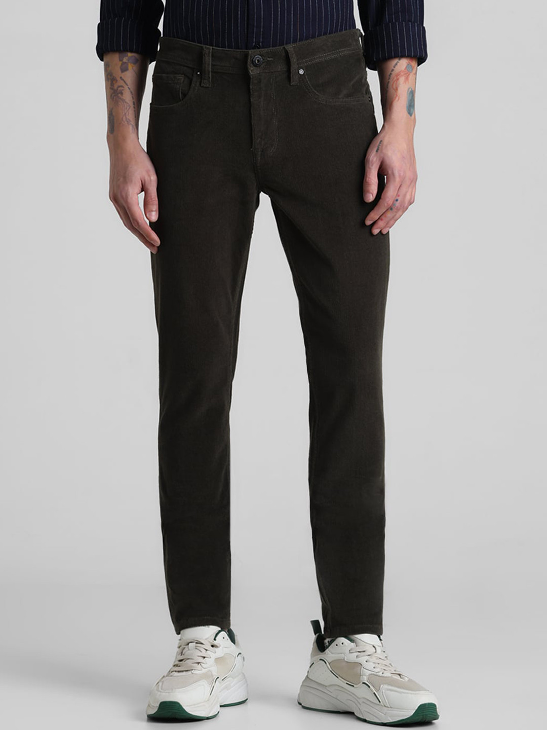 Jack & Jones Men Slim Fit Mid-Rise Corduroy Regular Trousers