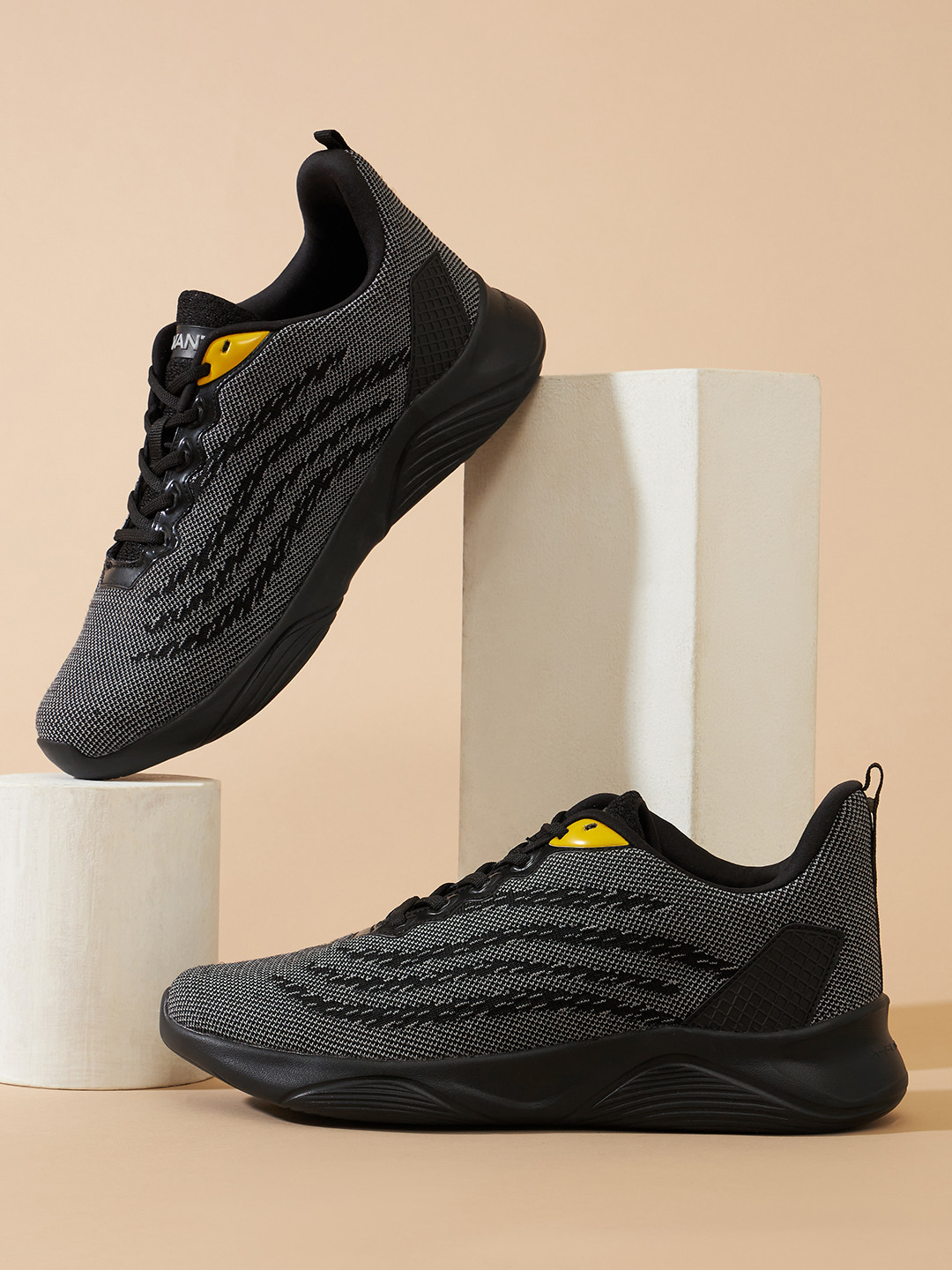 Avant Men Vision Walking or Training Shoes