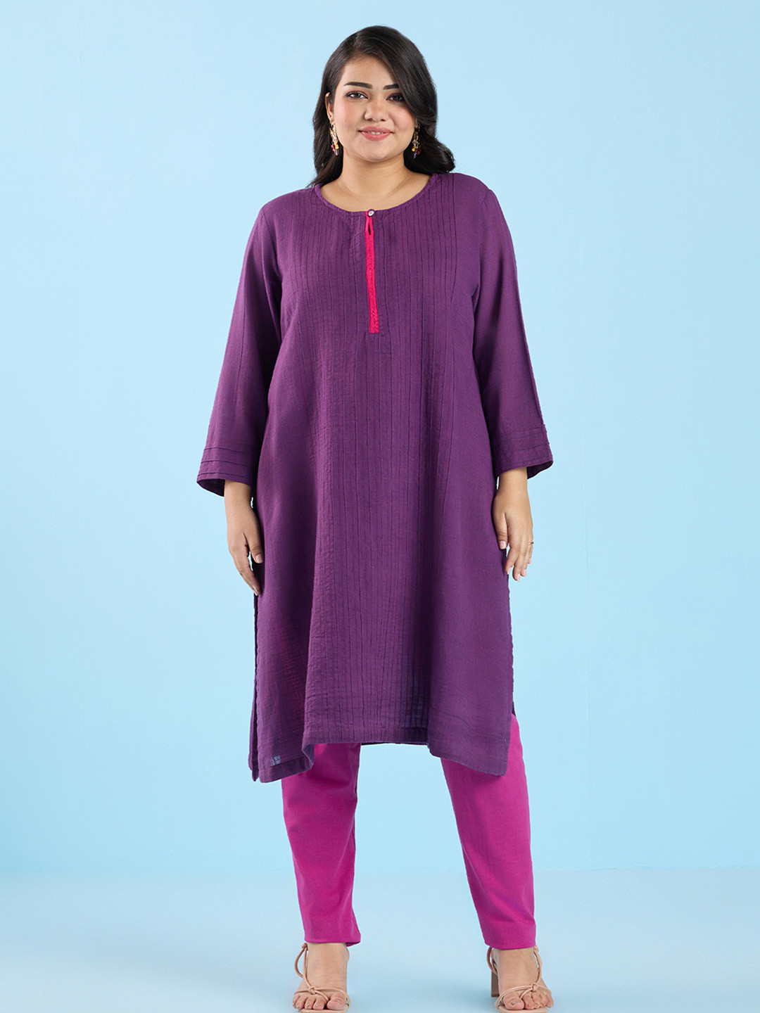 Big Hello - The Plus Life Women Yoke Design Extended Sleeves Sequinned Kurta