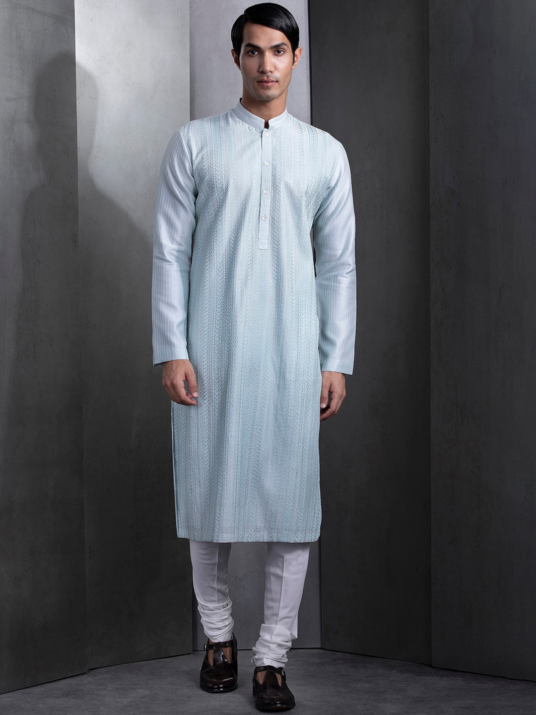 Rohit Gandhi + Rahul Khanna Embroided Cotton Strigth Kurta