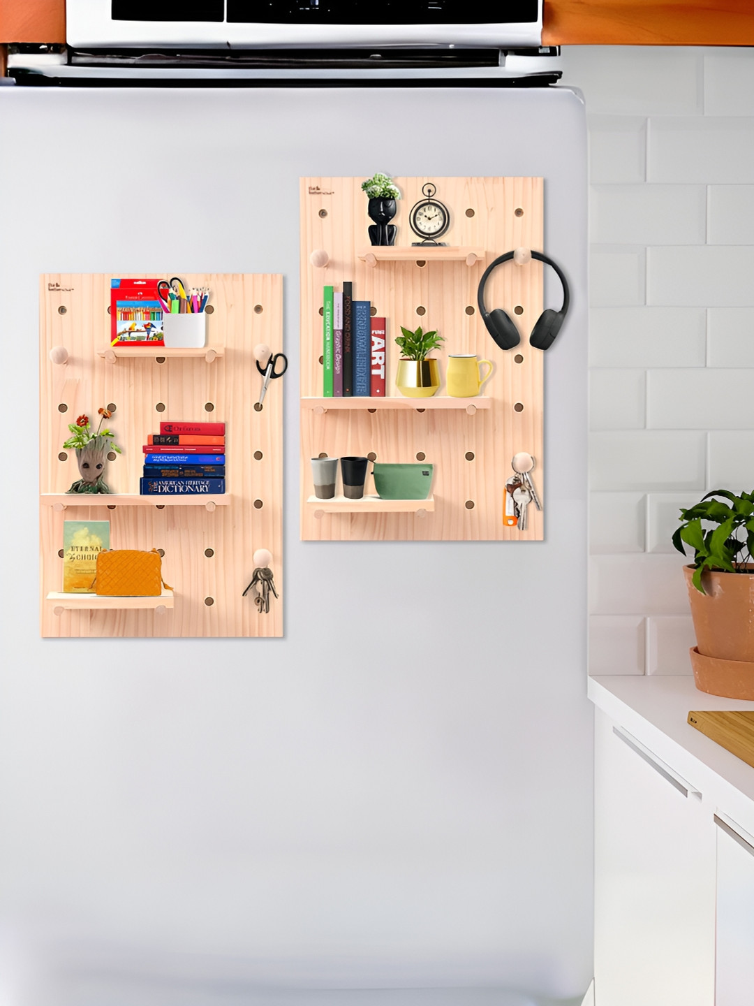 The Better Home Brown Pinewood Key Holder