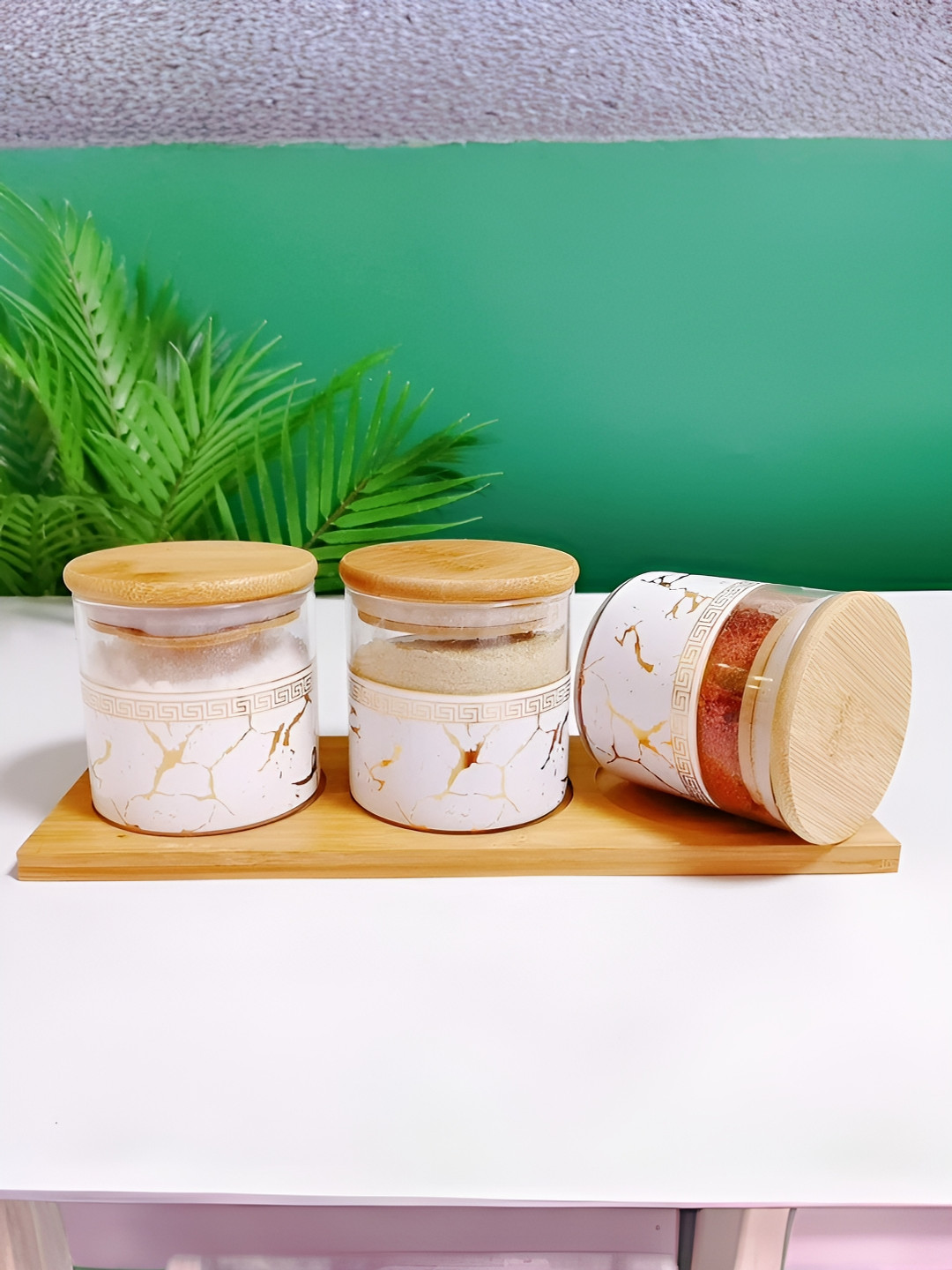 The Better Home Transparent Marble Borosilicate Glass Microwave Safe 3 Piece Clip-On Jar-850ml