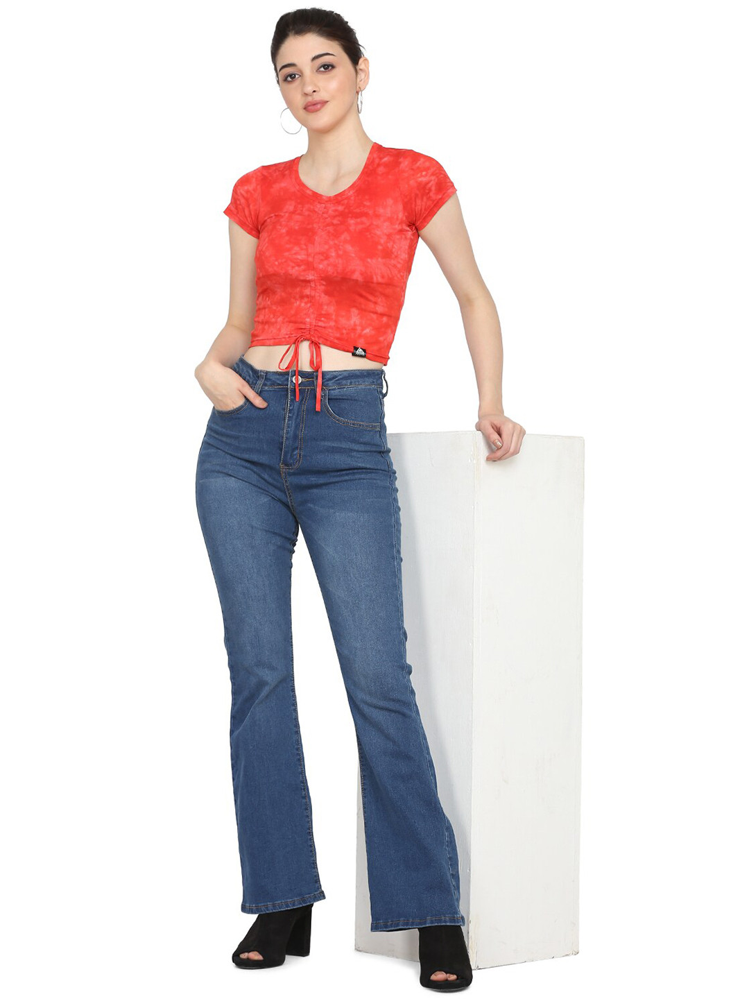 Aesthetic Bodies Tie & Dye Tie-Up Detailed Fitted Crop Top