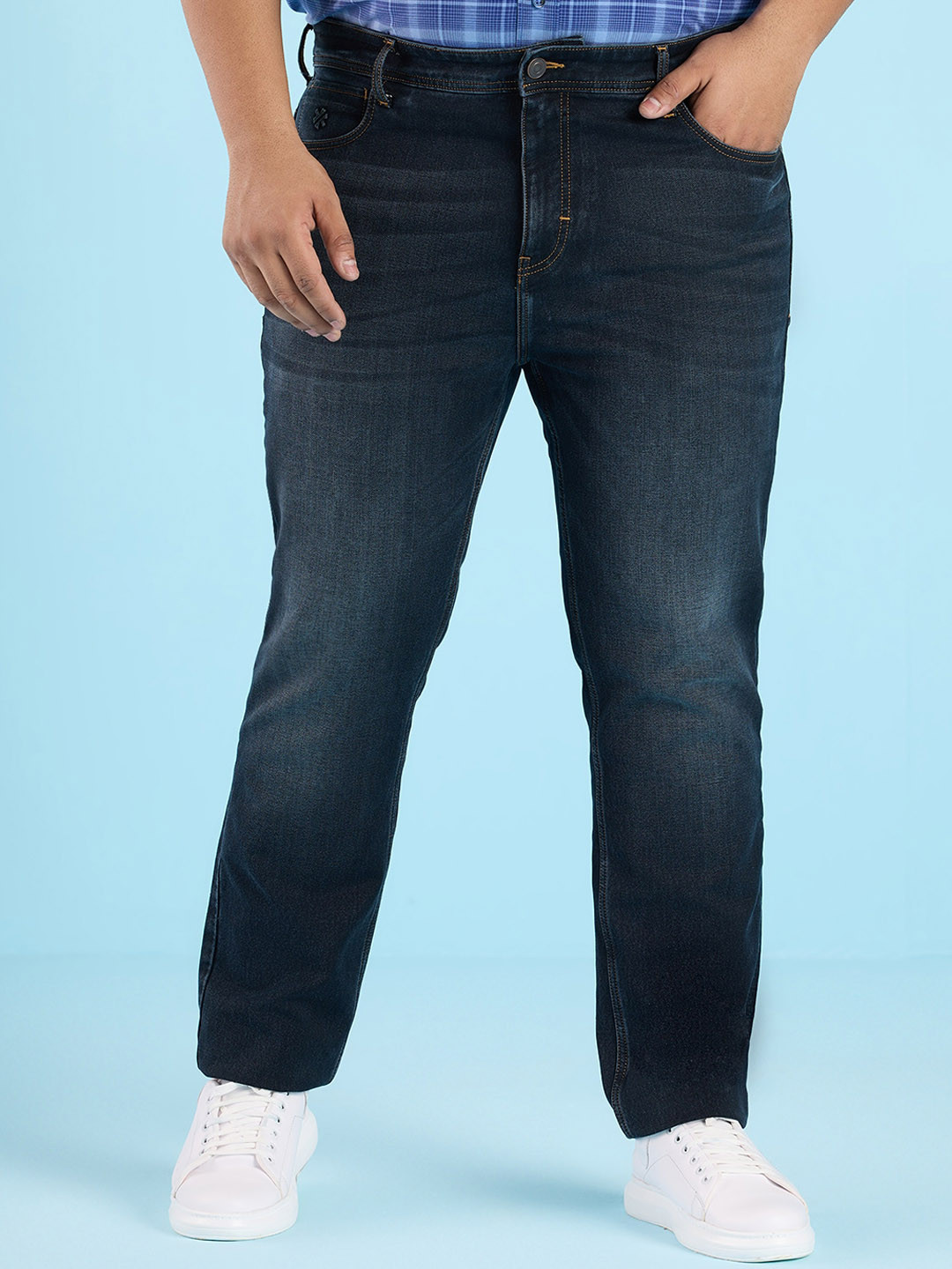 Big Hello - The Plus Life Men Low Distress Light Fade Jeans