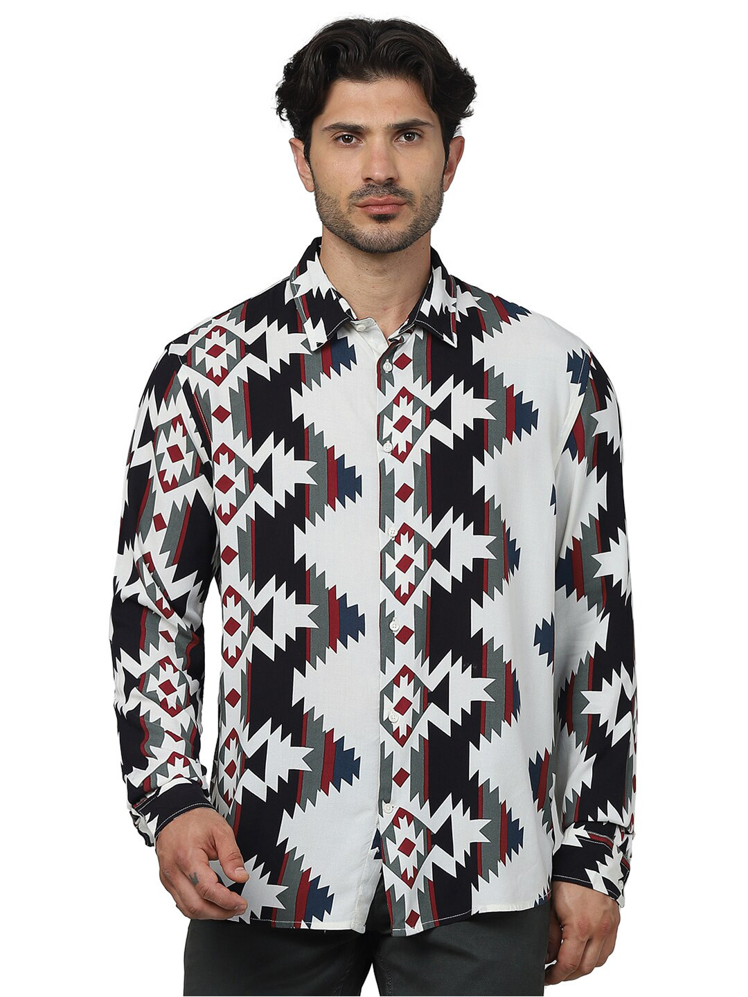 Celio Classic Geometric Printed Casual Shirt