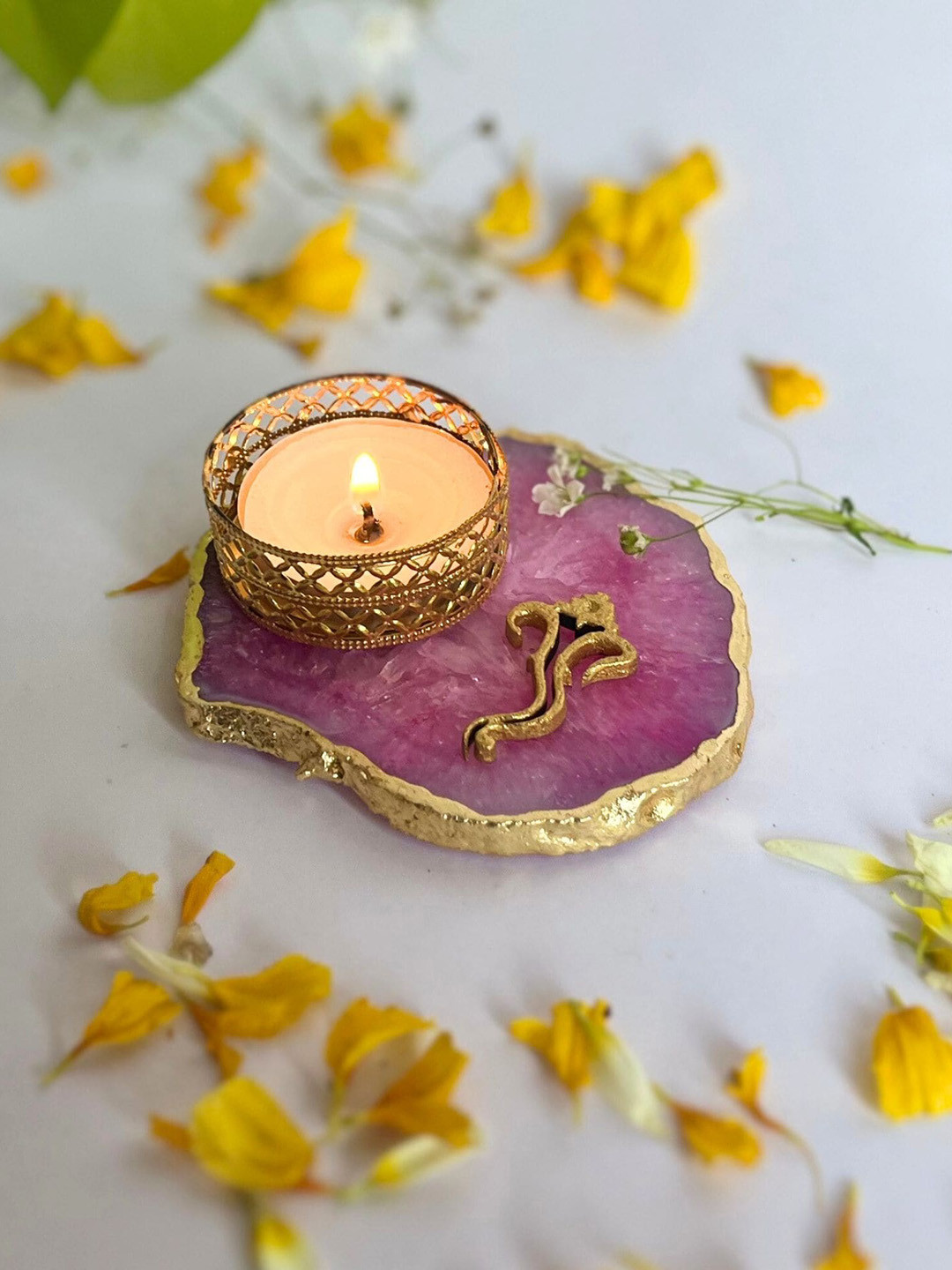 HOMEARTE Pink Tea Light Candle Holder