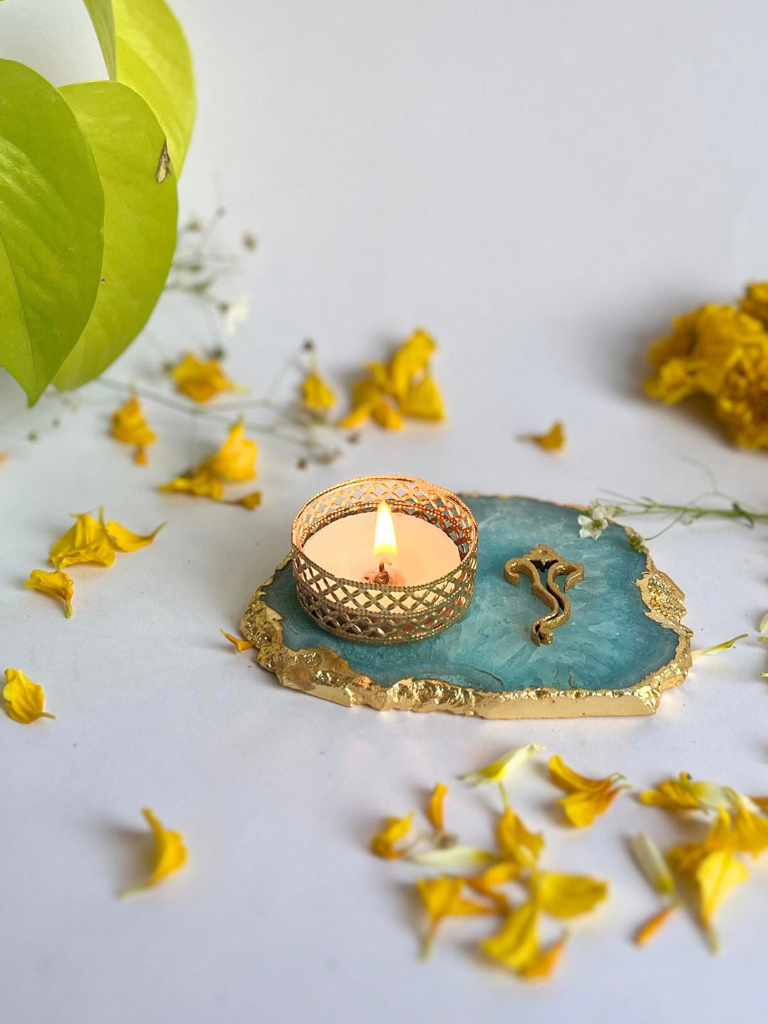 HOMEARTE Blue and GoldToned Tea Light Candle Holders