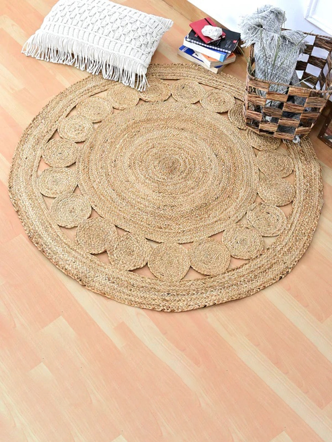 Art Avenue Beige Ethnic Motifs Round Jute Rug Carpet