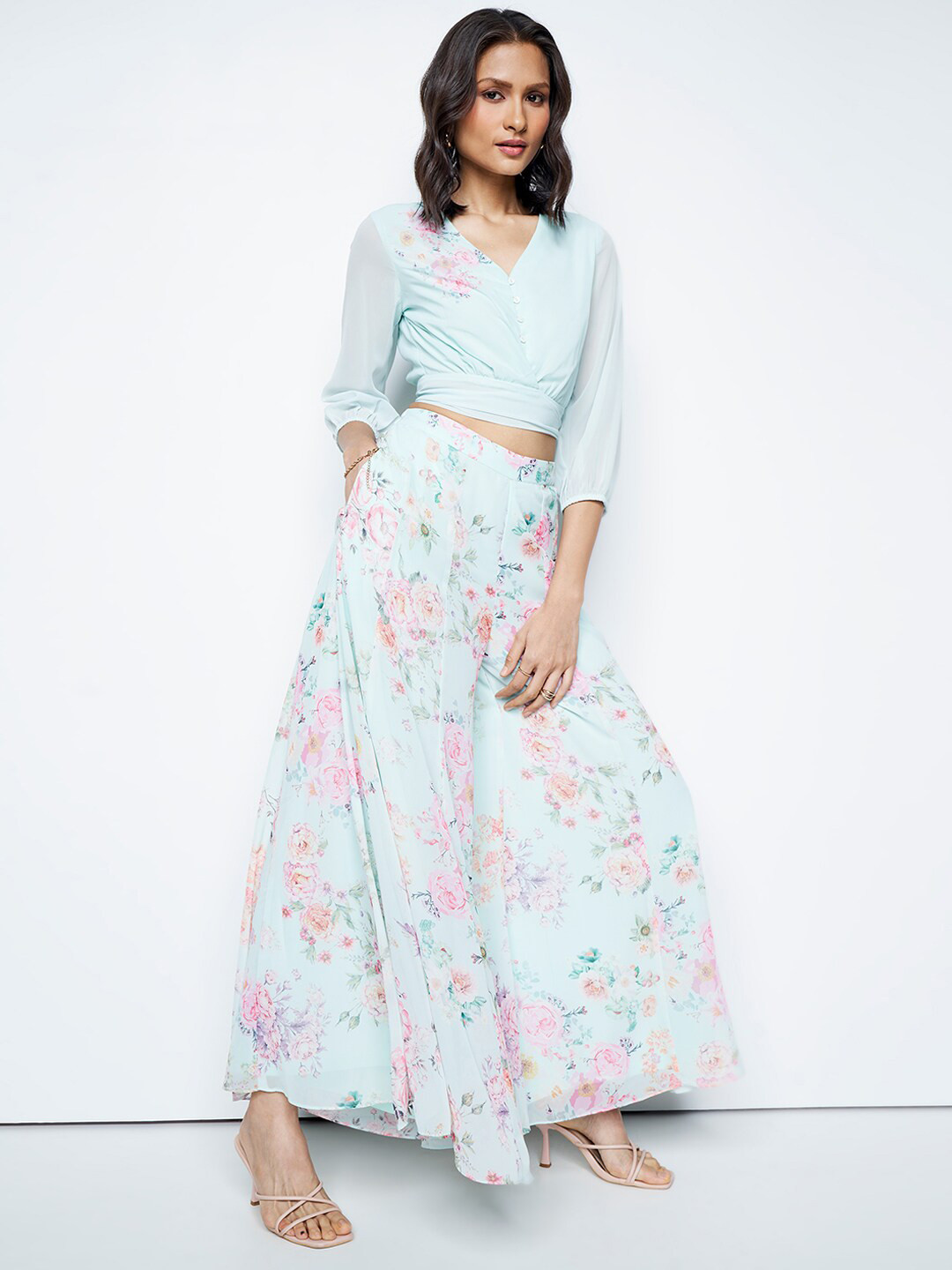 AND V-Neck Top & Mid -Rise Palazzo Co-Ords