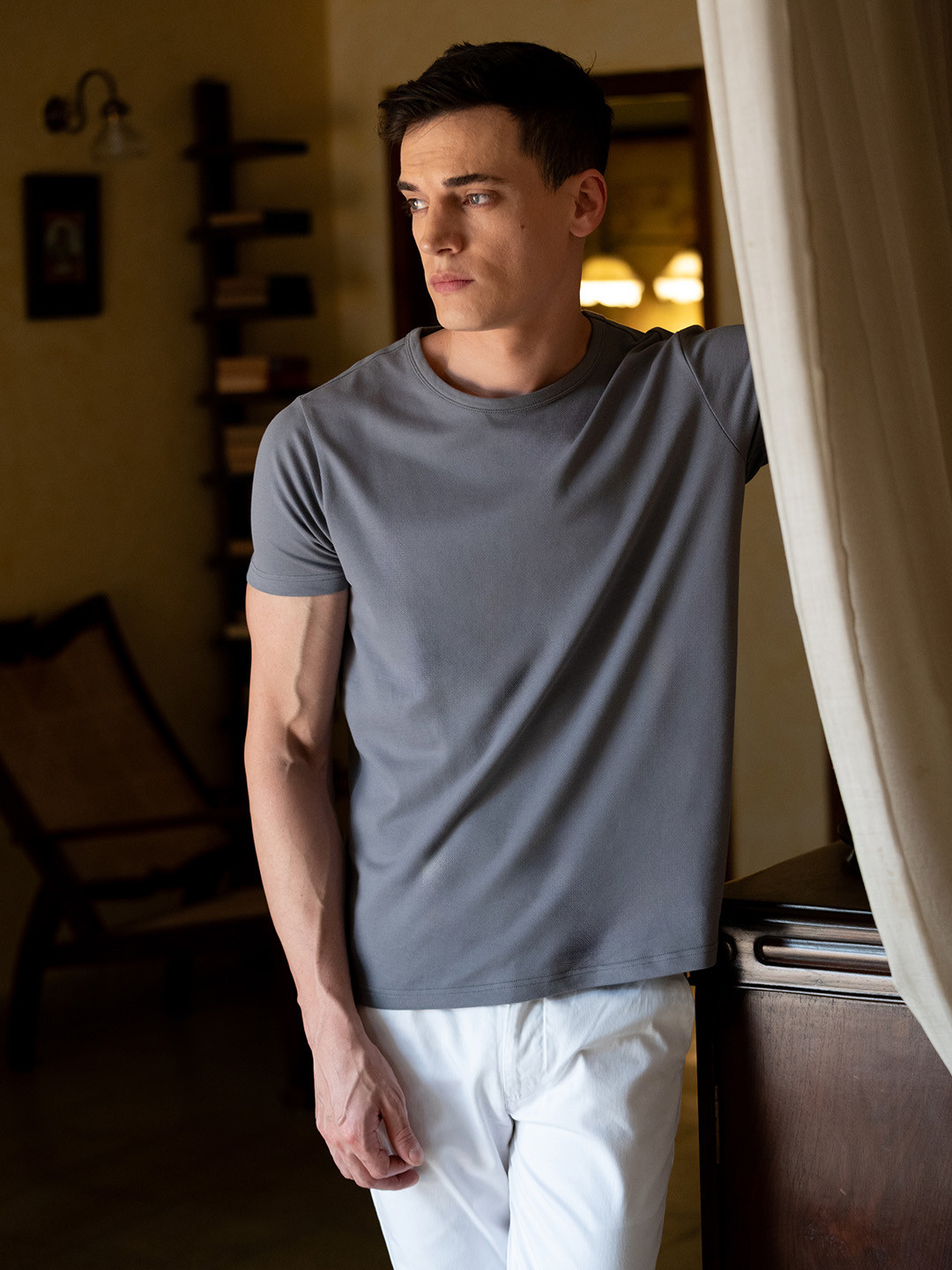 ARISTOBRAT Round Neck Short Sleeves Slim Fit T-shirt