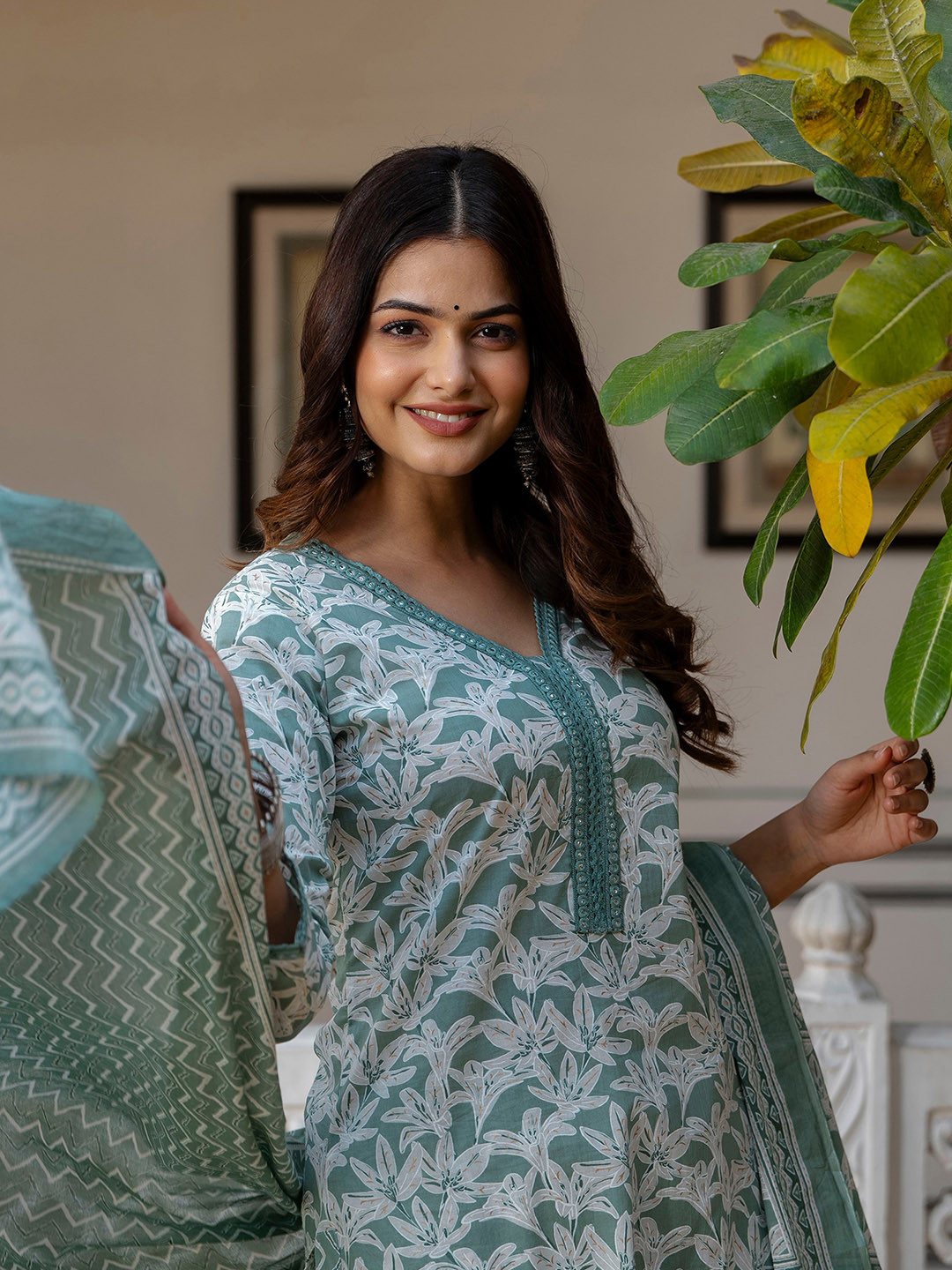 Anouk  Floral Yoke Design Aari Work V-Neck Pure Cotton Kurta With Trousers & Dupatta