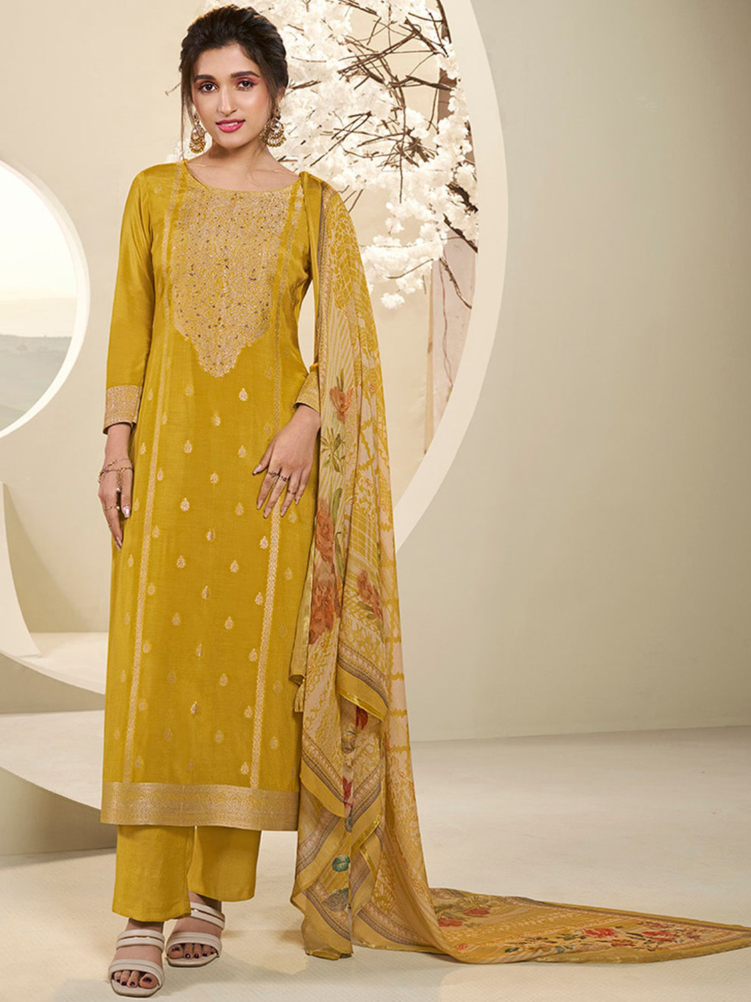 Seerat Ethnic Motifs Embroidered Round Neck Long Sleeves Kurti with Trousers & Dupatta
