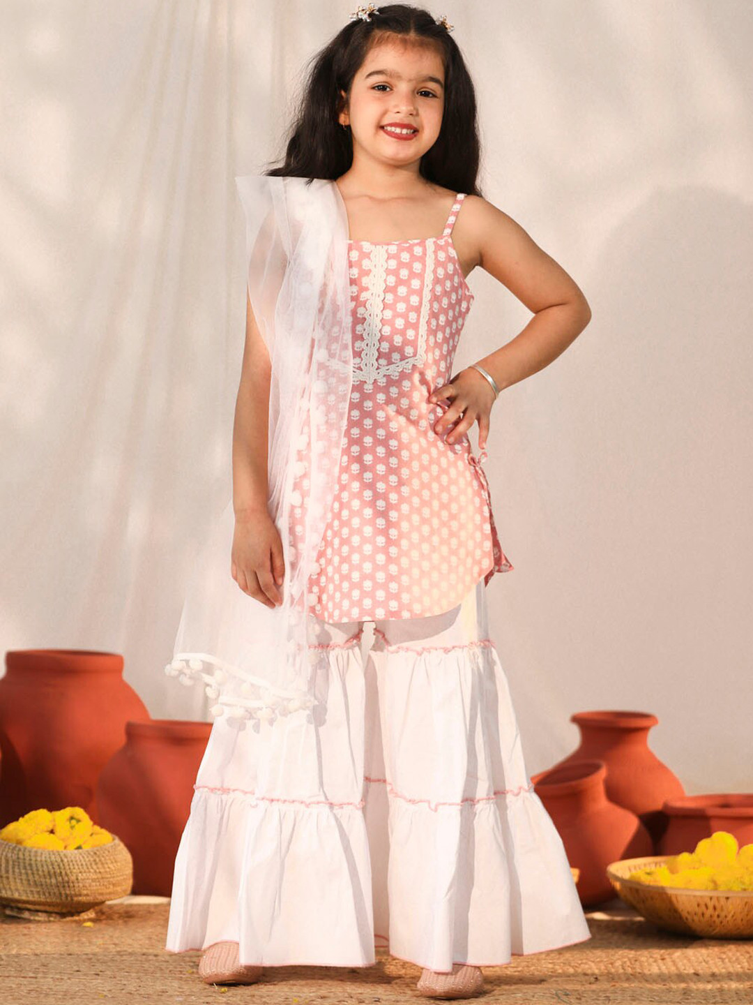 VASTRAMAY Girls Floral Printed Shoulder Straps Pure Cotton Kurta Set