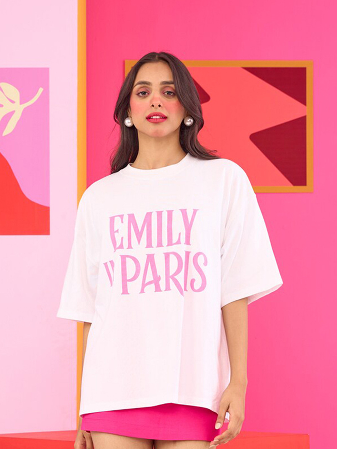 THE CLOTHING FACTORY Emily in Paris Drop-Shoulder Sleeves Cotton Oversized T-shirt