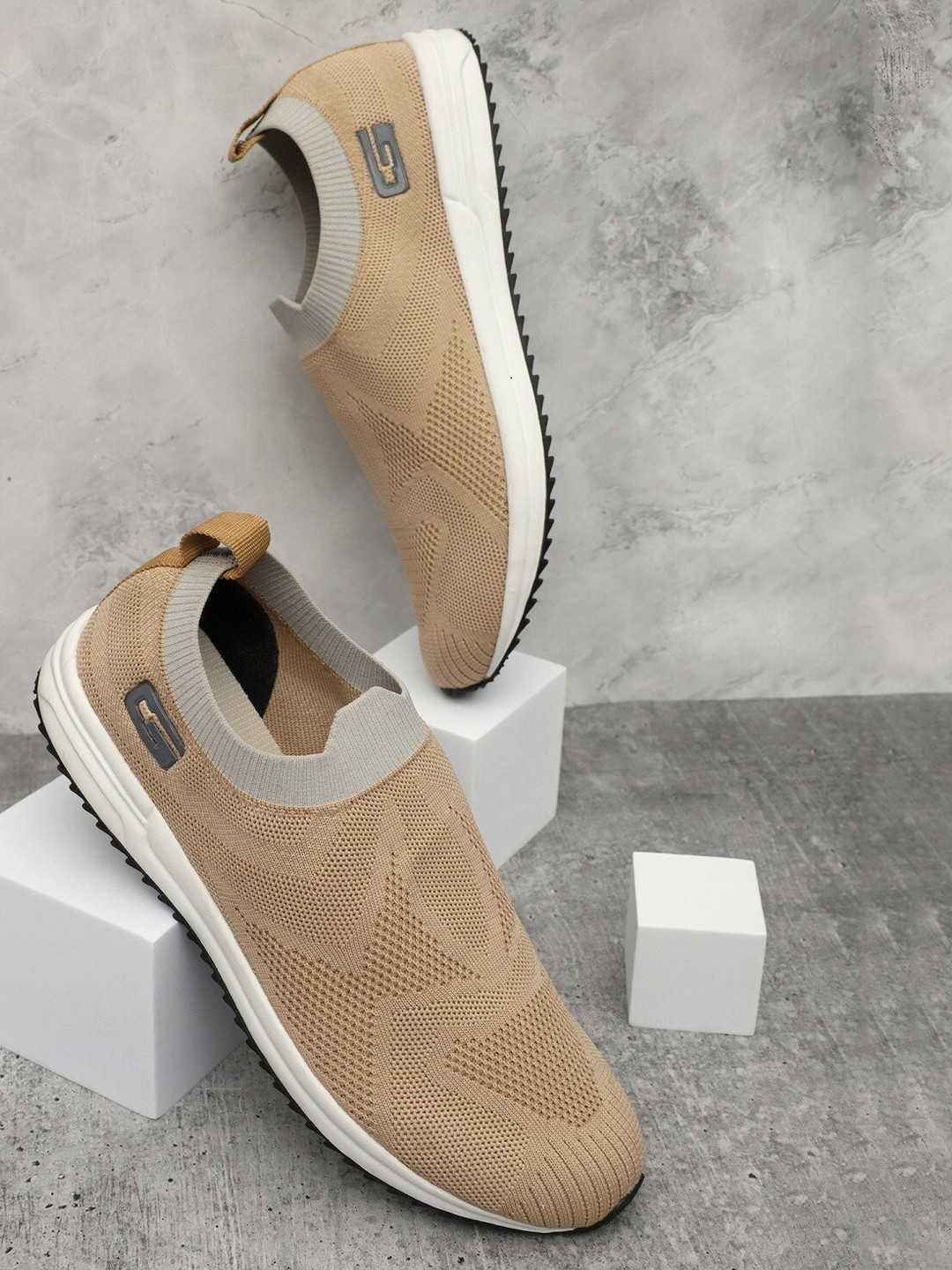 Goldstar Men Textured Slip-On Walking Shoes