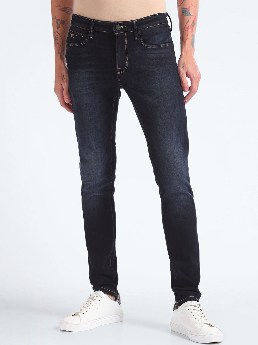 Flying Machine Men Jackson Super Skinny Fit Clean Look Light Fade Stretchable Jeans