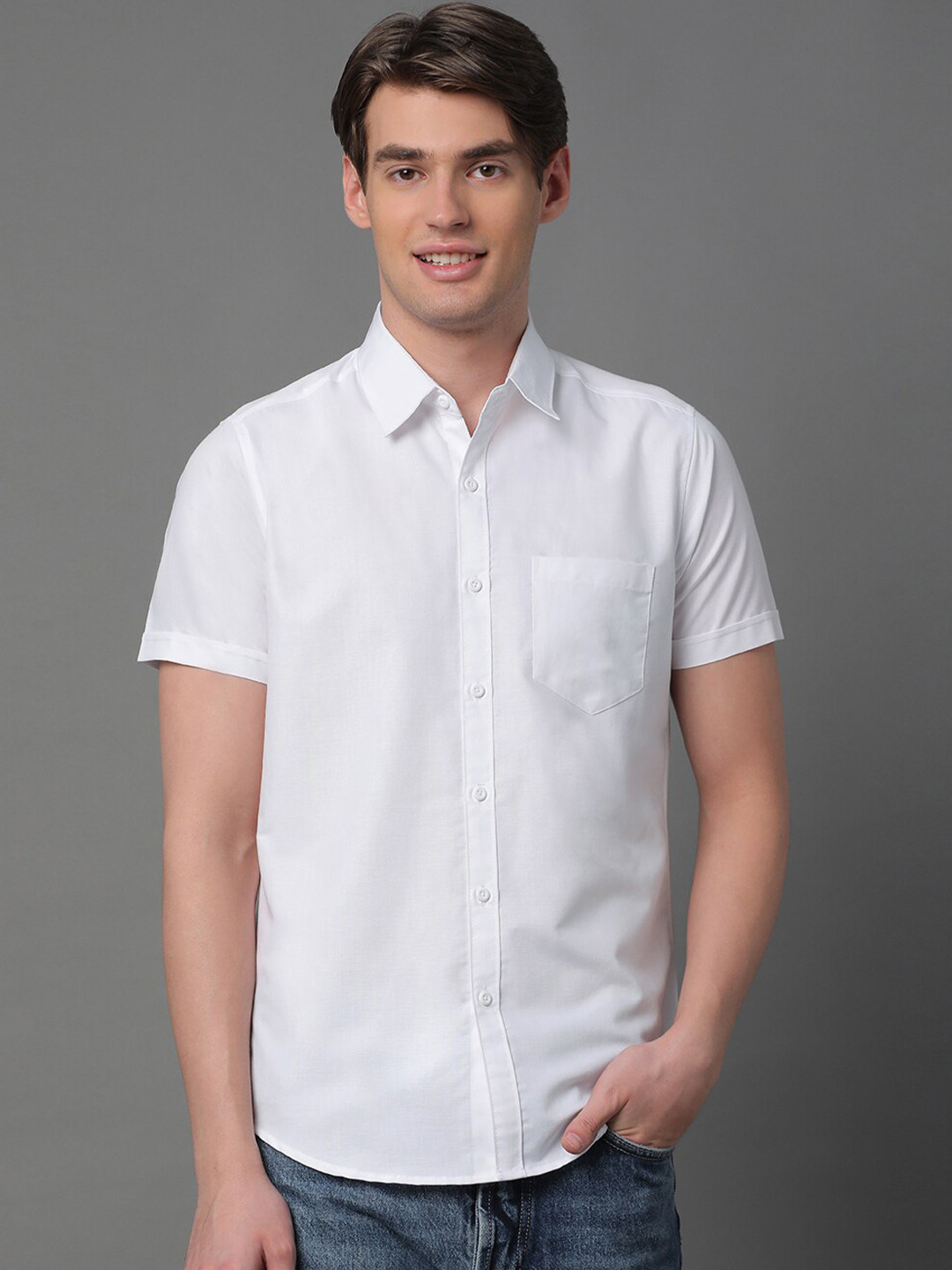 Voroxy New Spread Collar Short Sleeves Regular Fit Shirt