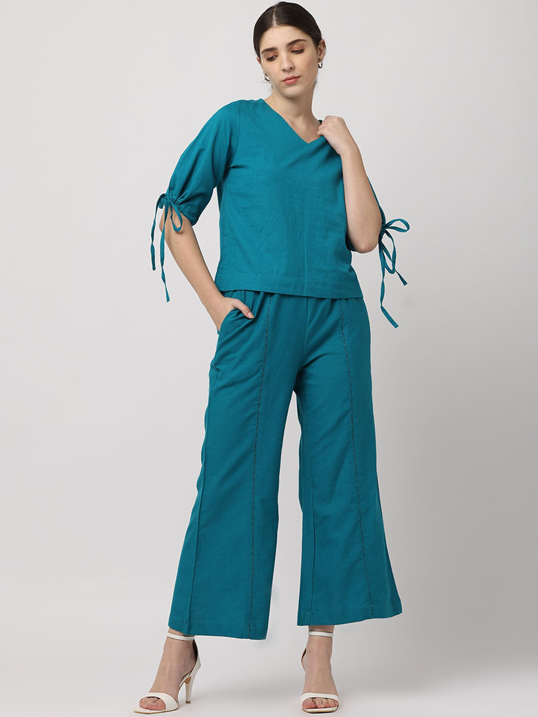 BLACK & BLAH BLAH Relaxed Fit Solid Pure Cotton Co-Ord (Set of 2)