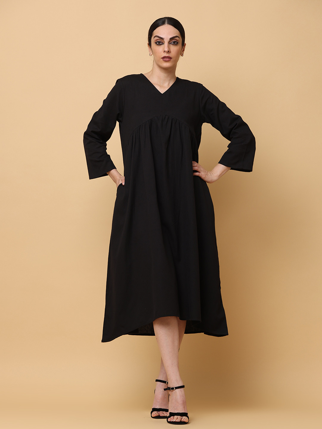 BLACK & BLAH BLAH Relaxed Fit Solid A-Line Cotton Linen Midi Dress