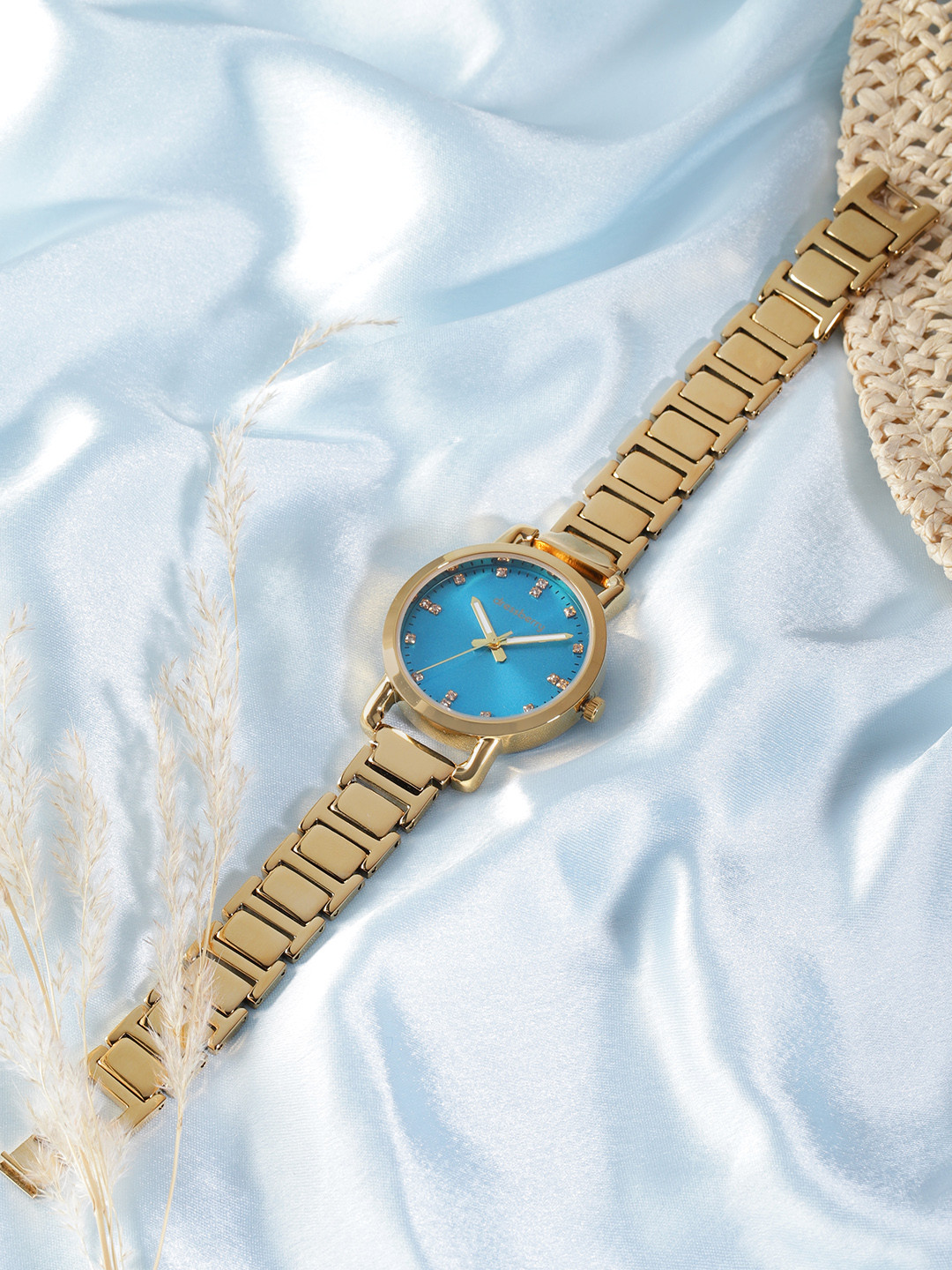 DressBerry Women Stainless Steel Bracelet Style Straps Analogue Watch - DB-32-01