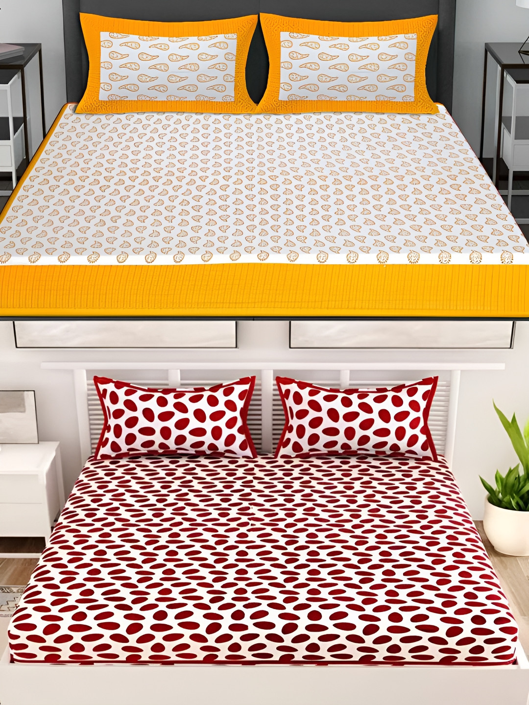 Runjhun White Paisley Cotton Skin-Friendly 144 TC Queen 2 Bedsheet with 4 Pillow Covers-245 x 230 cm