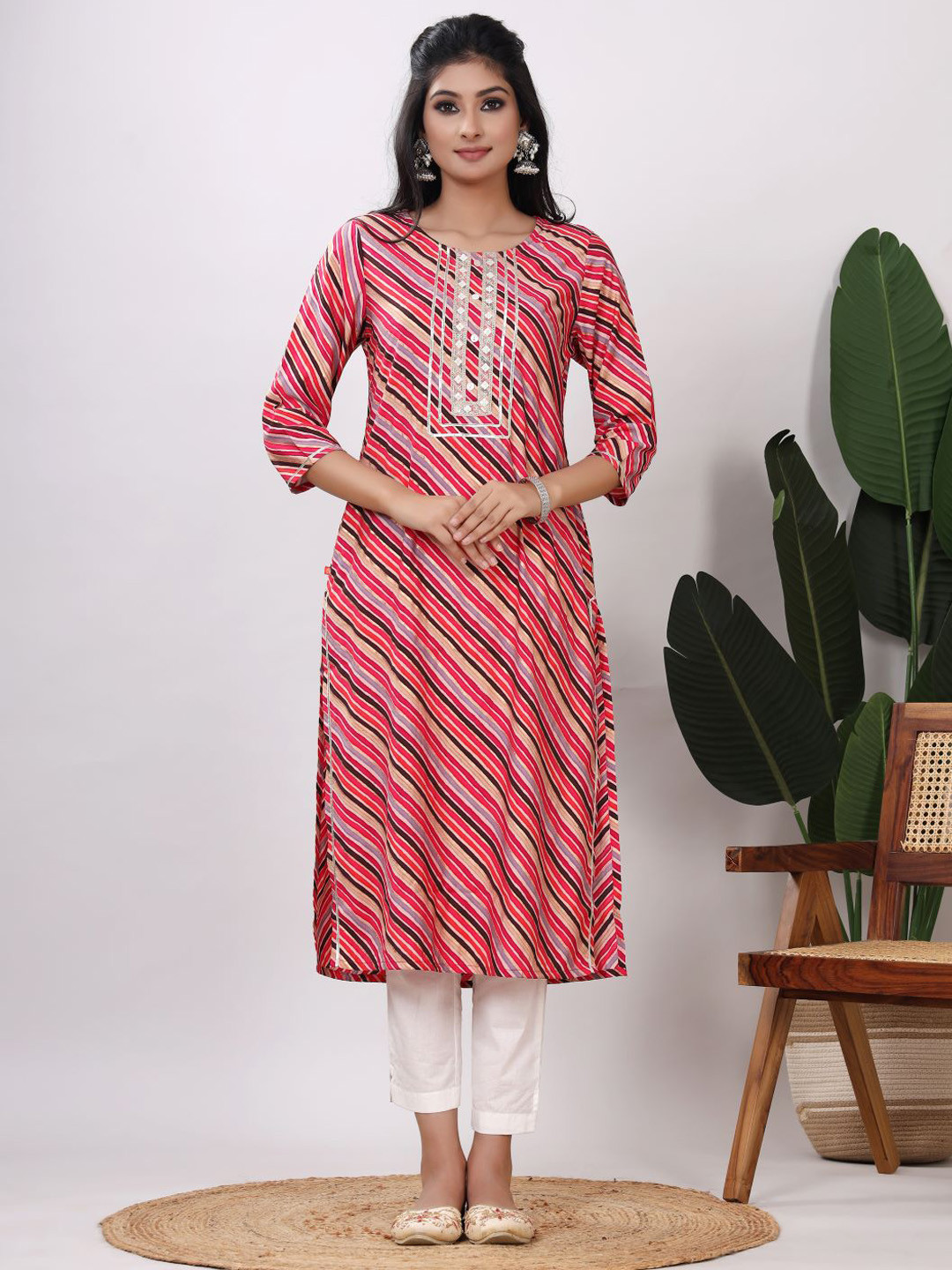 VASVI Leheriya Printed Thread Work Silk Straight Kurta