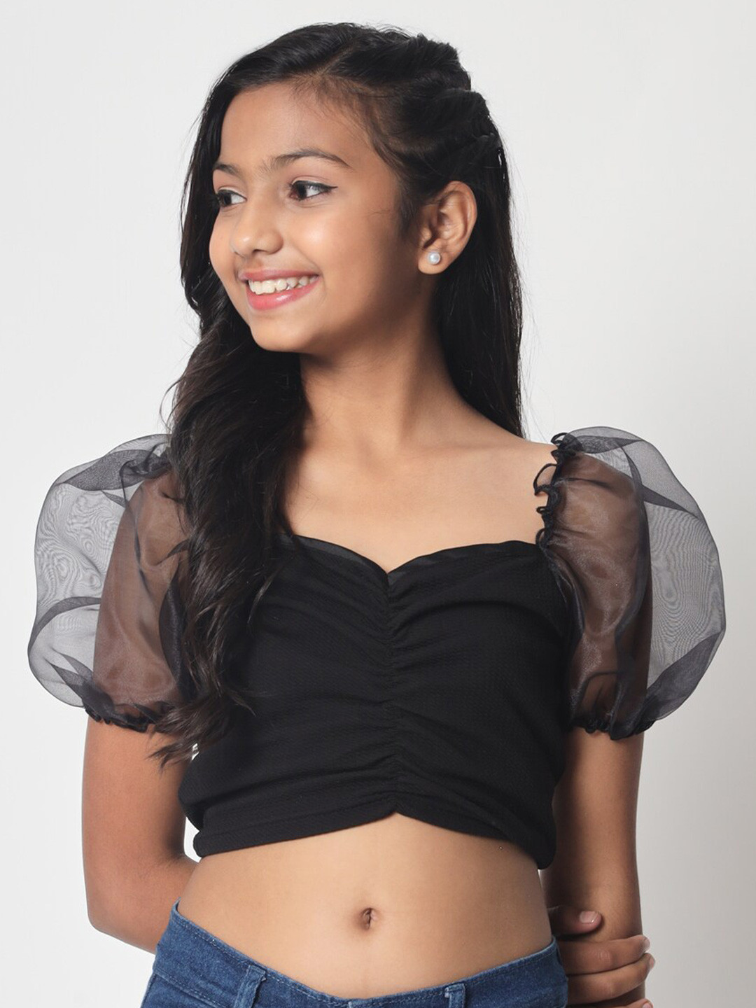 studio rasa Girls Sweetheart Neck Puff Sleeves Sheen Crop Top