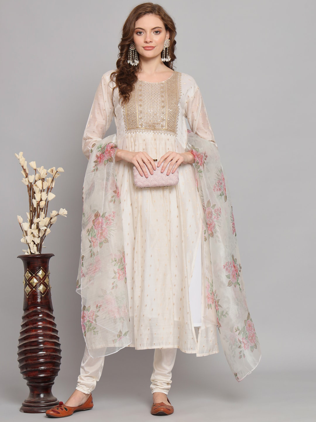 VredeVogel Women Floral Embroidered Empire Chanderi Silk Kurta With Dupatta