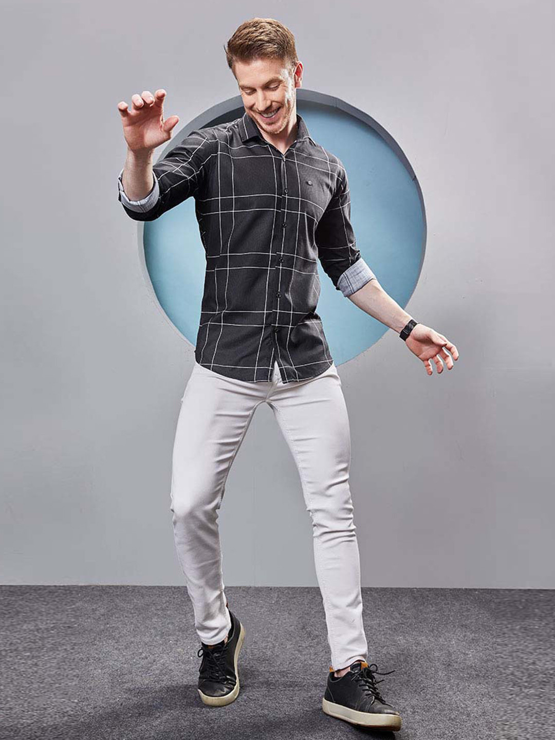 ALMATY Men Comfort Slim Fit Opaque Checked Party Shirt