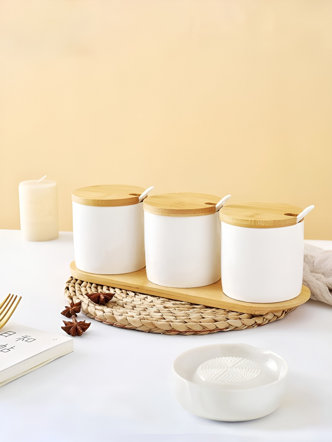 Umai Bk03Wt White Ceramic 3 Piece Clip-On Canister-250ml