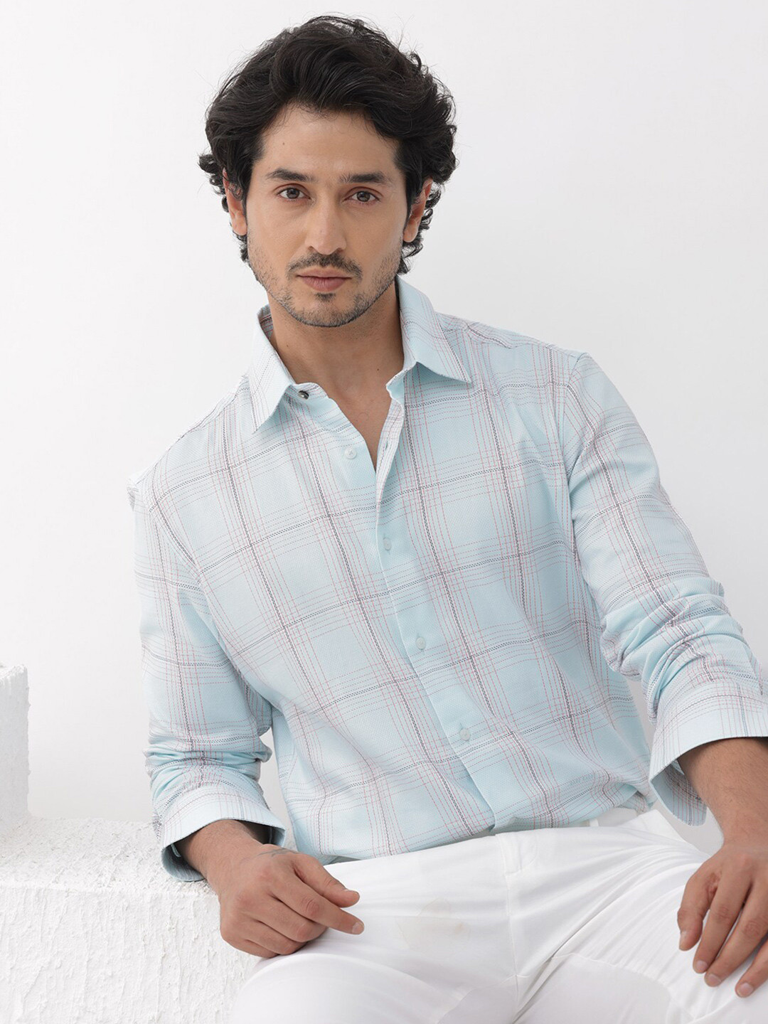 RARE RABBIT Men Raul Regular Fit Opaque Checked Shirt