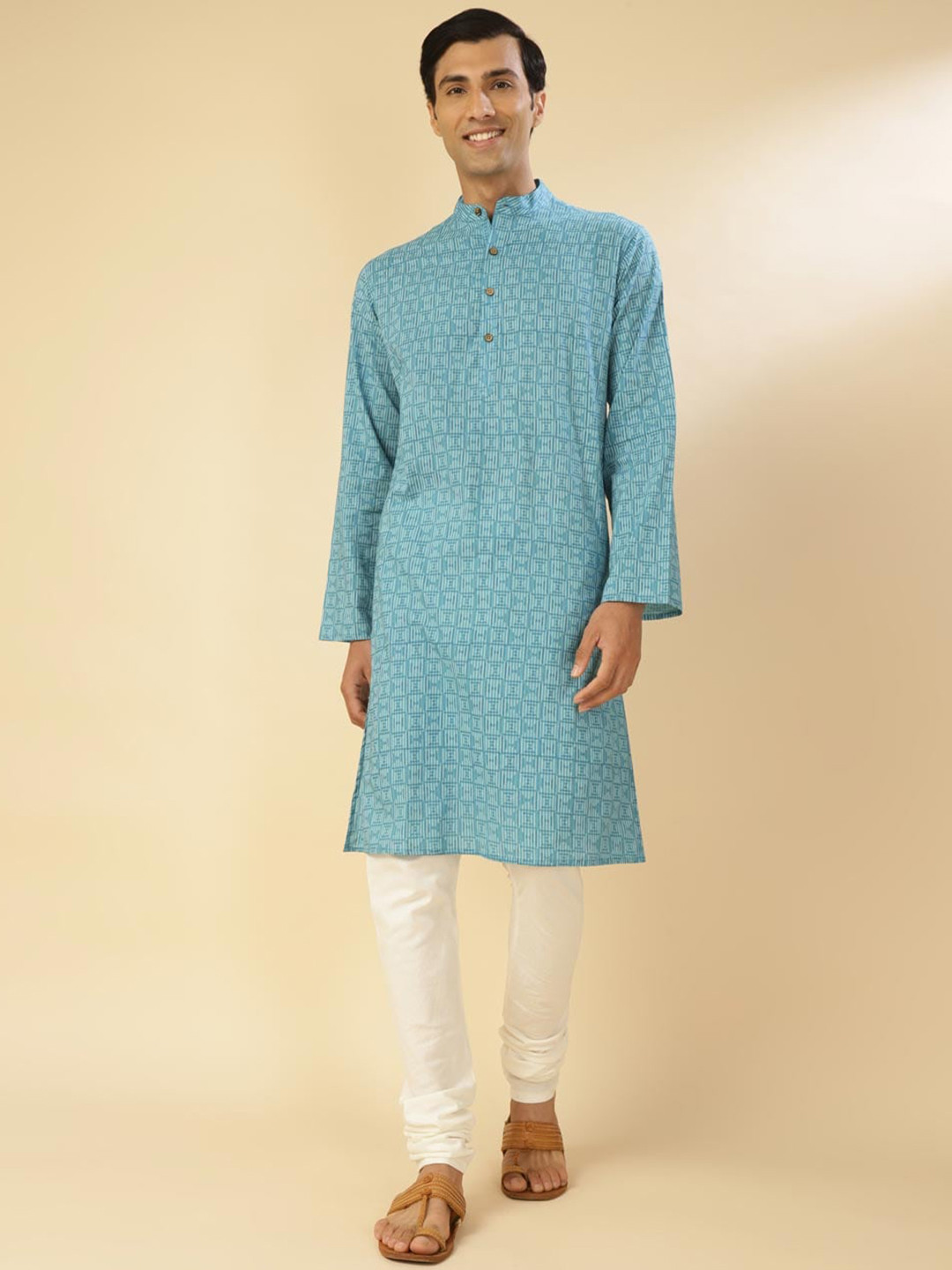 Fabindia Geometric Printed Mandarin Collar Full Sleeves Knee Length Slim Fit Kurta